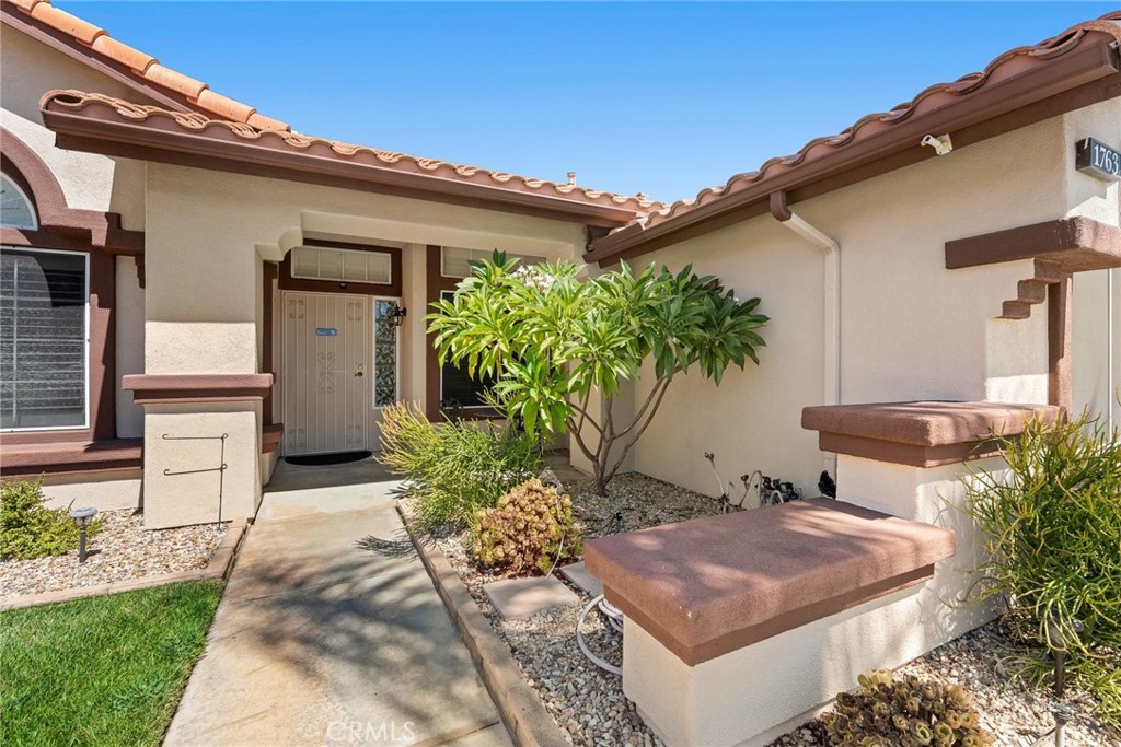 1763 Kiwi Circle