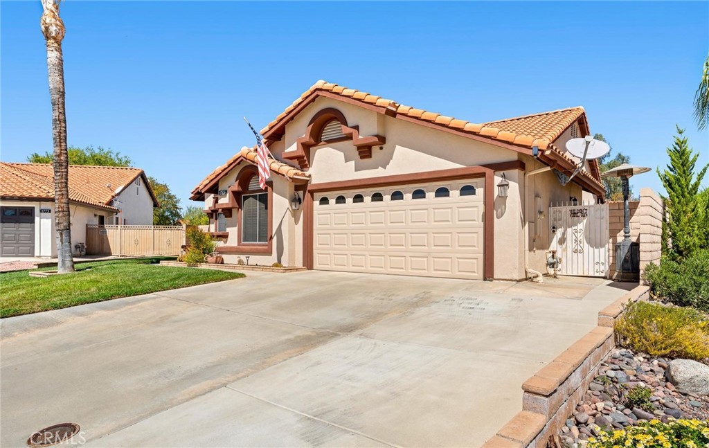 1763 Kiwi Circle