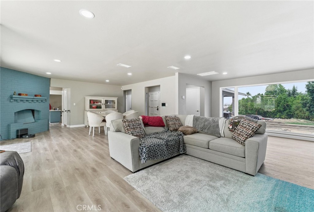 24163 Barton