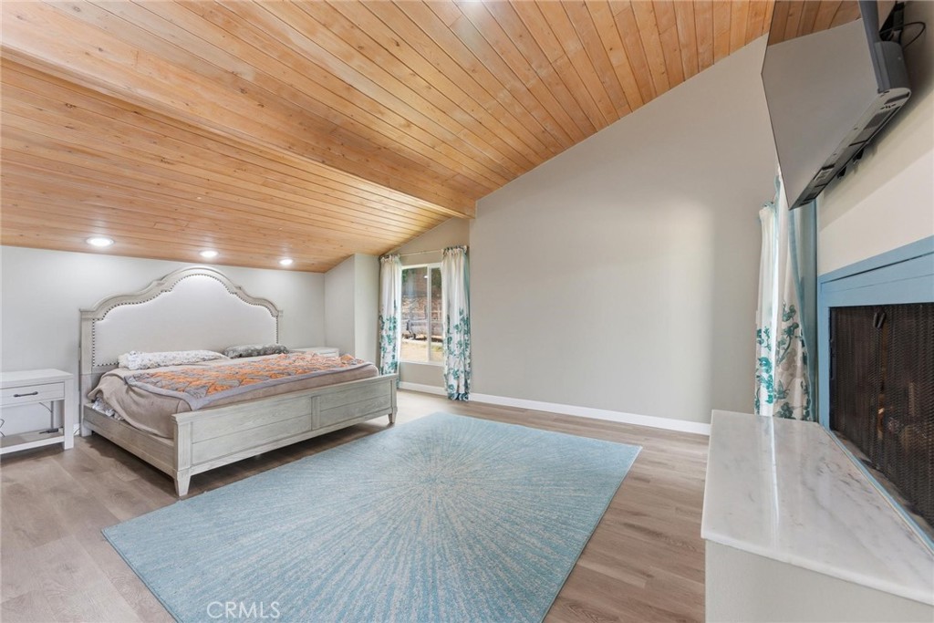 24163 Barton