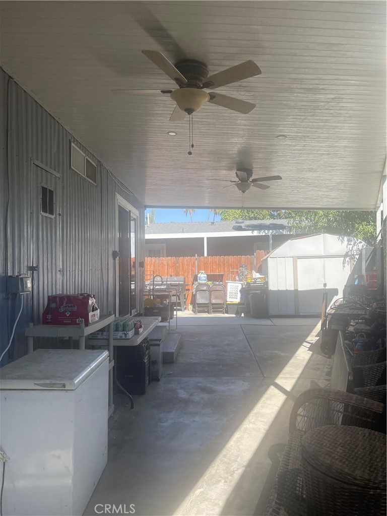 5800 Hamner