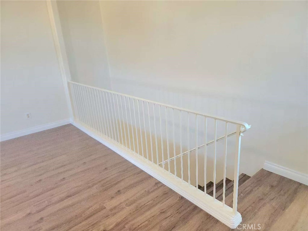 2351 E Devonshire Avenue