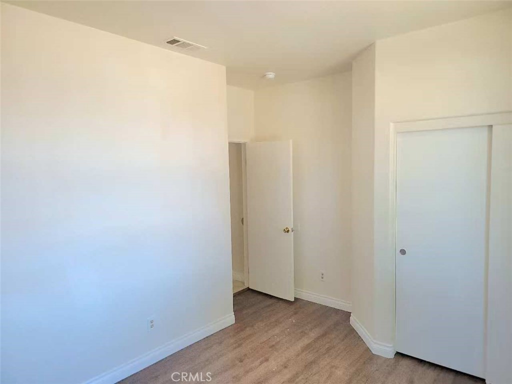 2351 E Devonshire Avenue