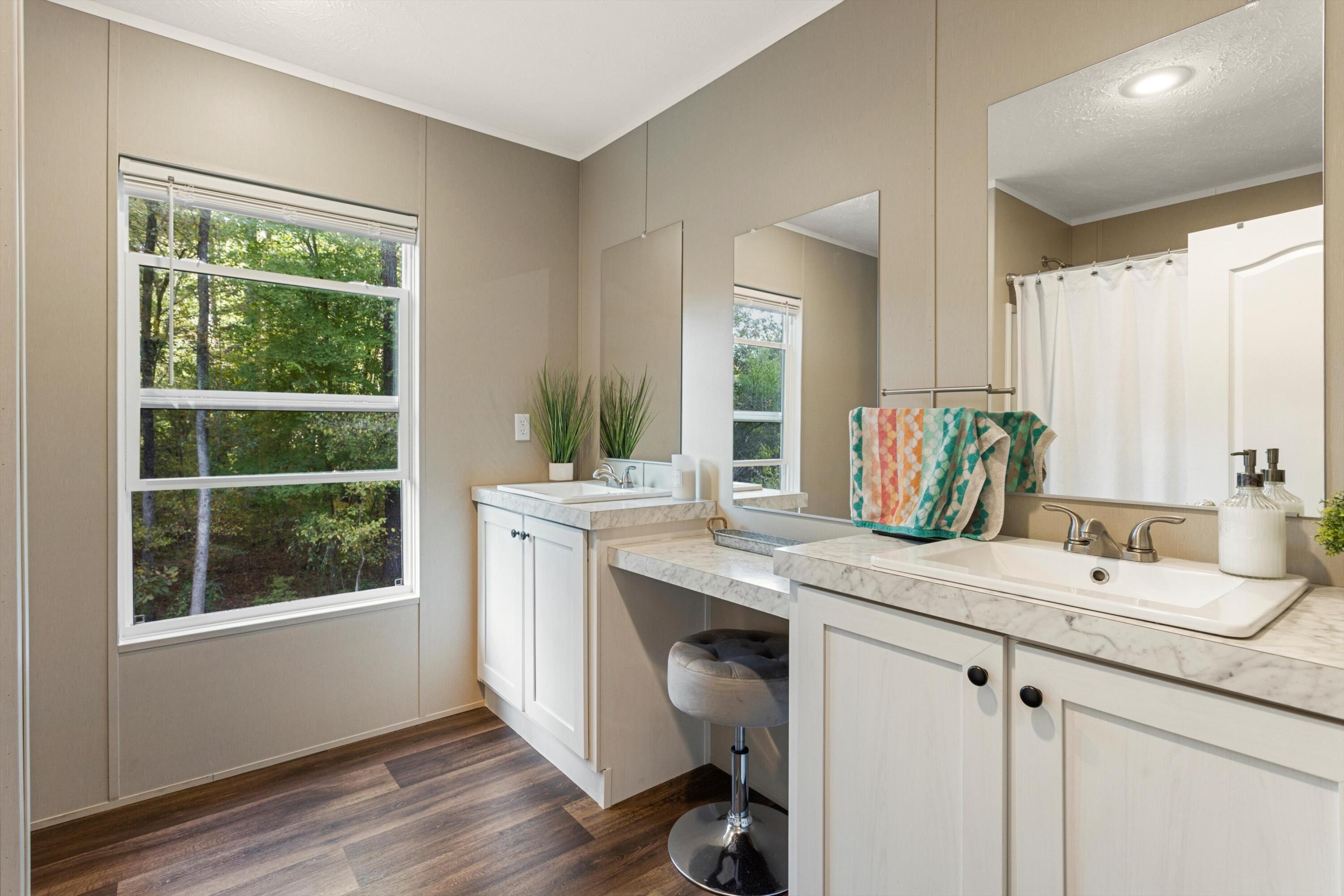 102 Gordon Dr