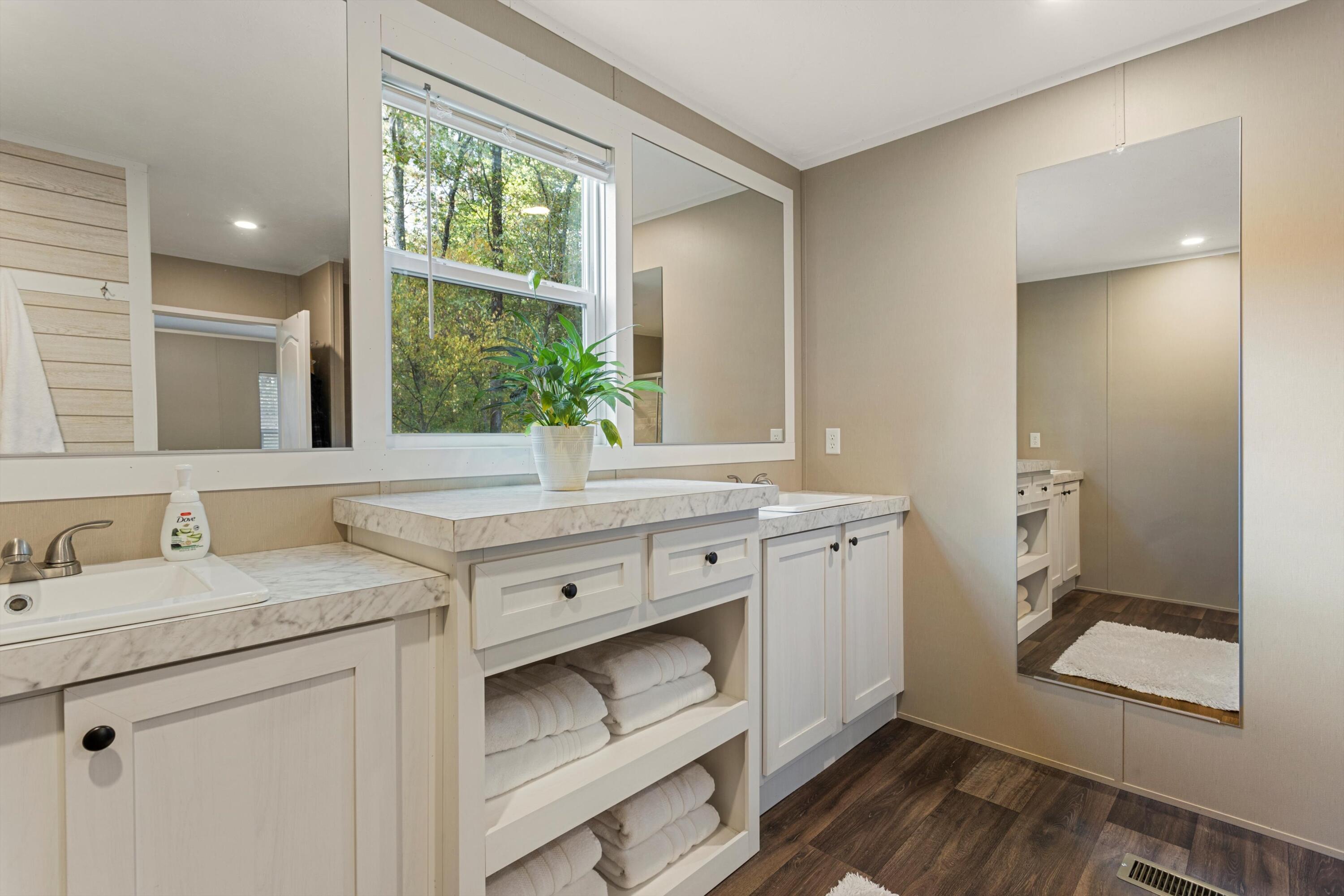 102 Gordon Dr