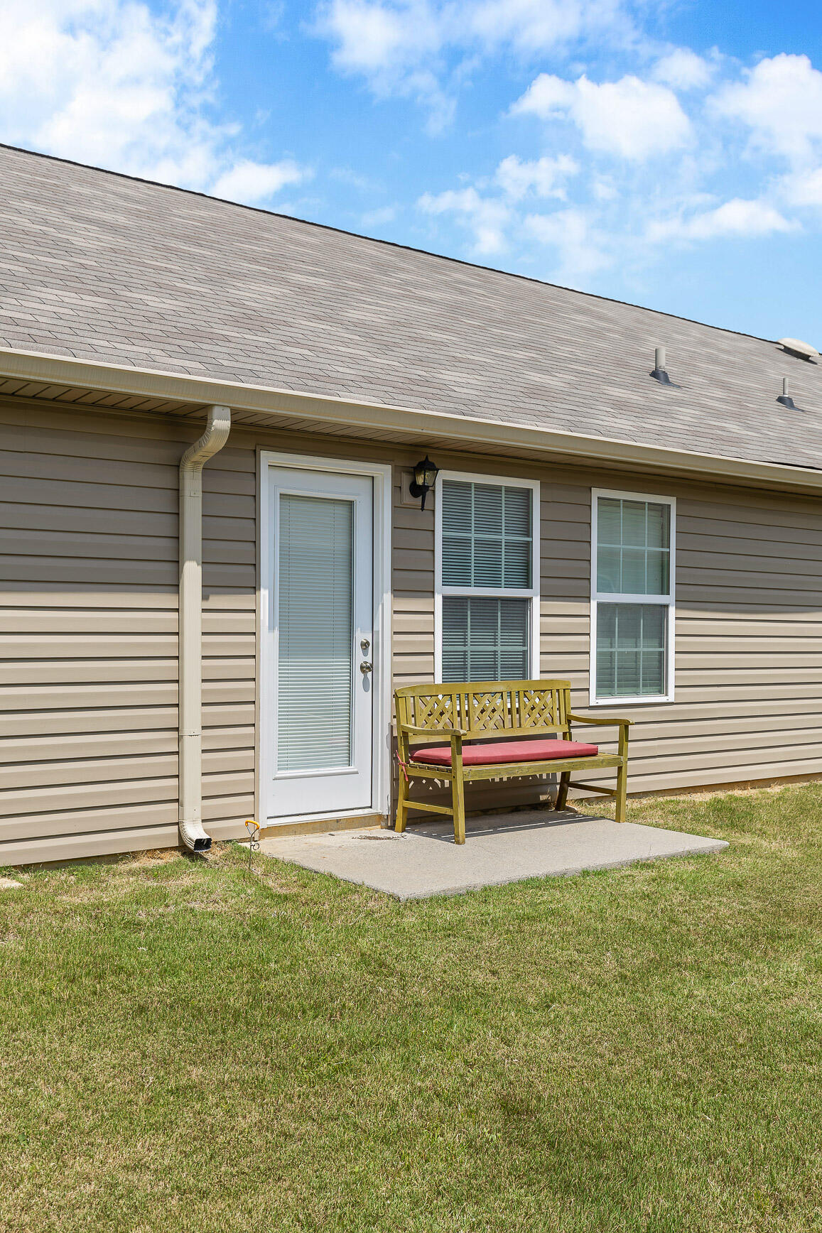101 Cedar Creek Dr