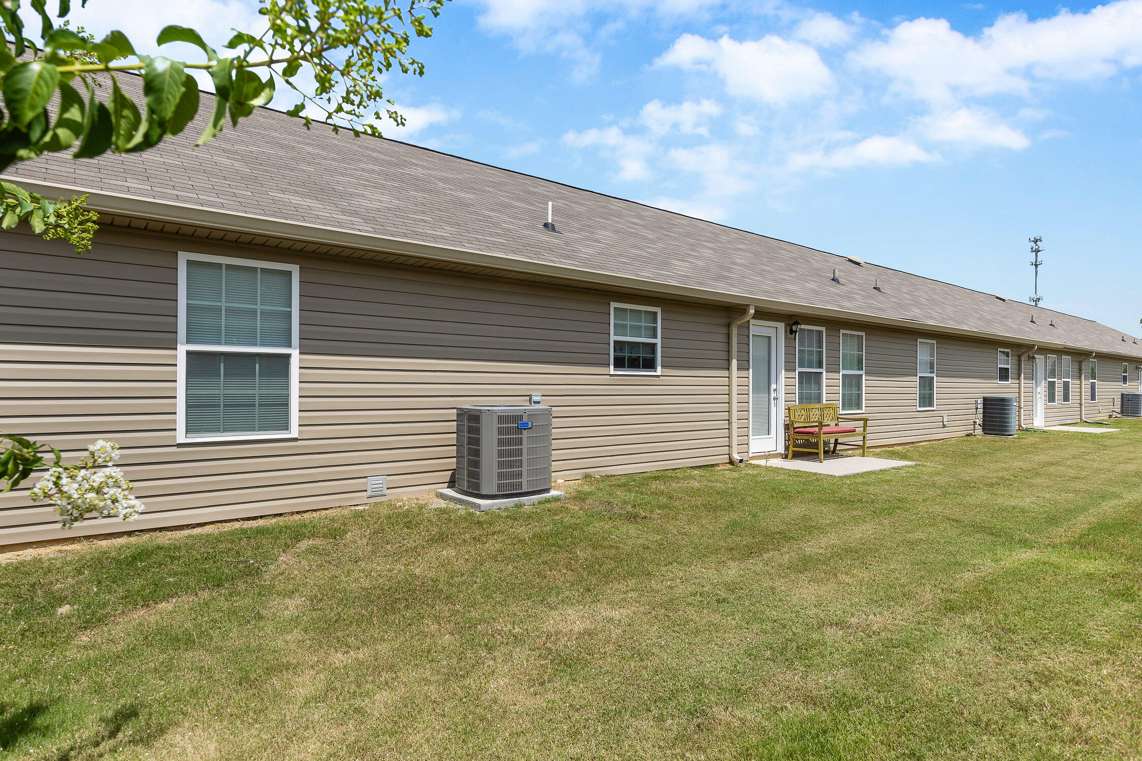 101 Cedar Creek Dr