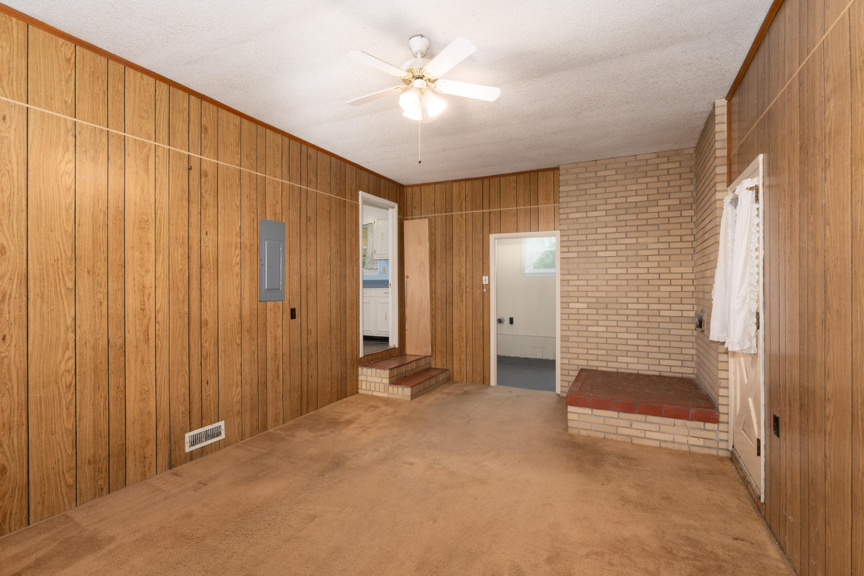 2164 Berry Lane