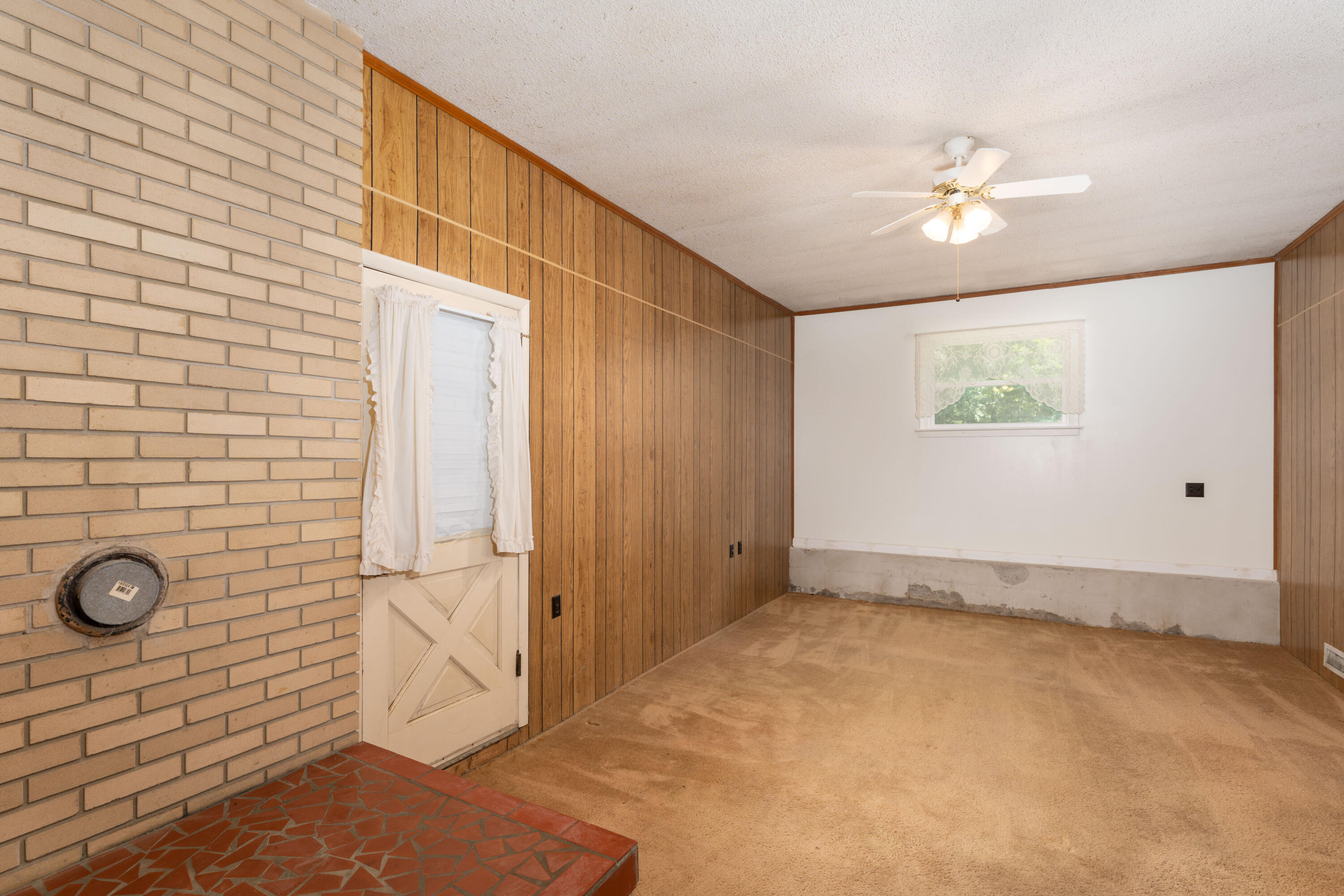 2164 Berry Lane