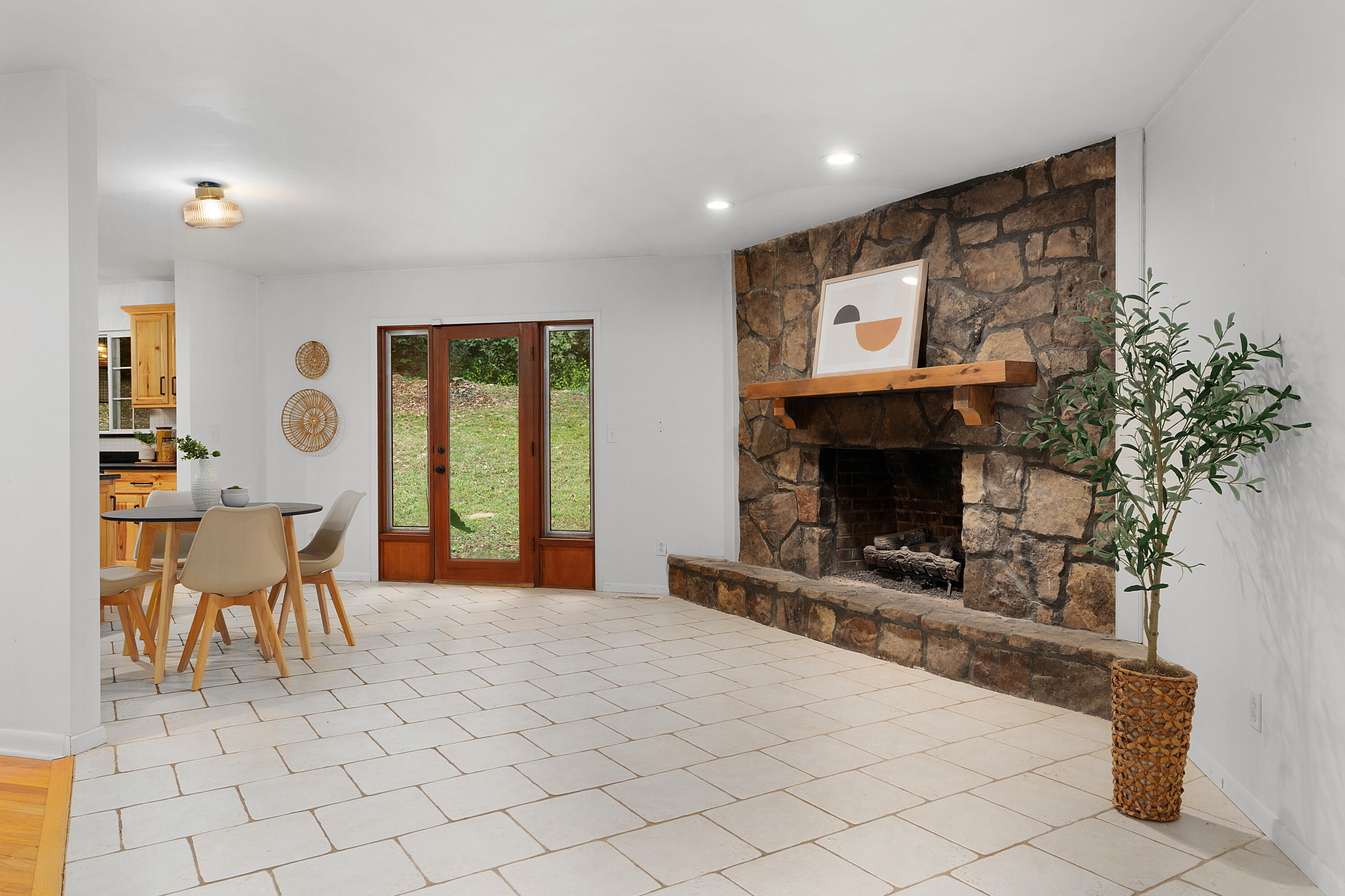 1425 Palisades Road