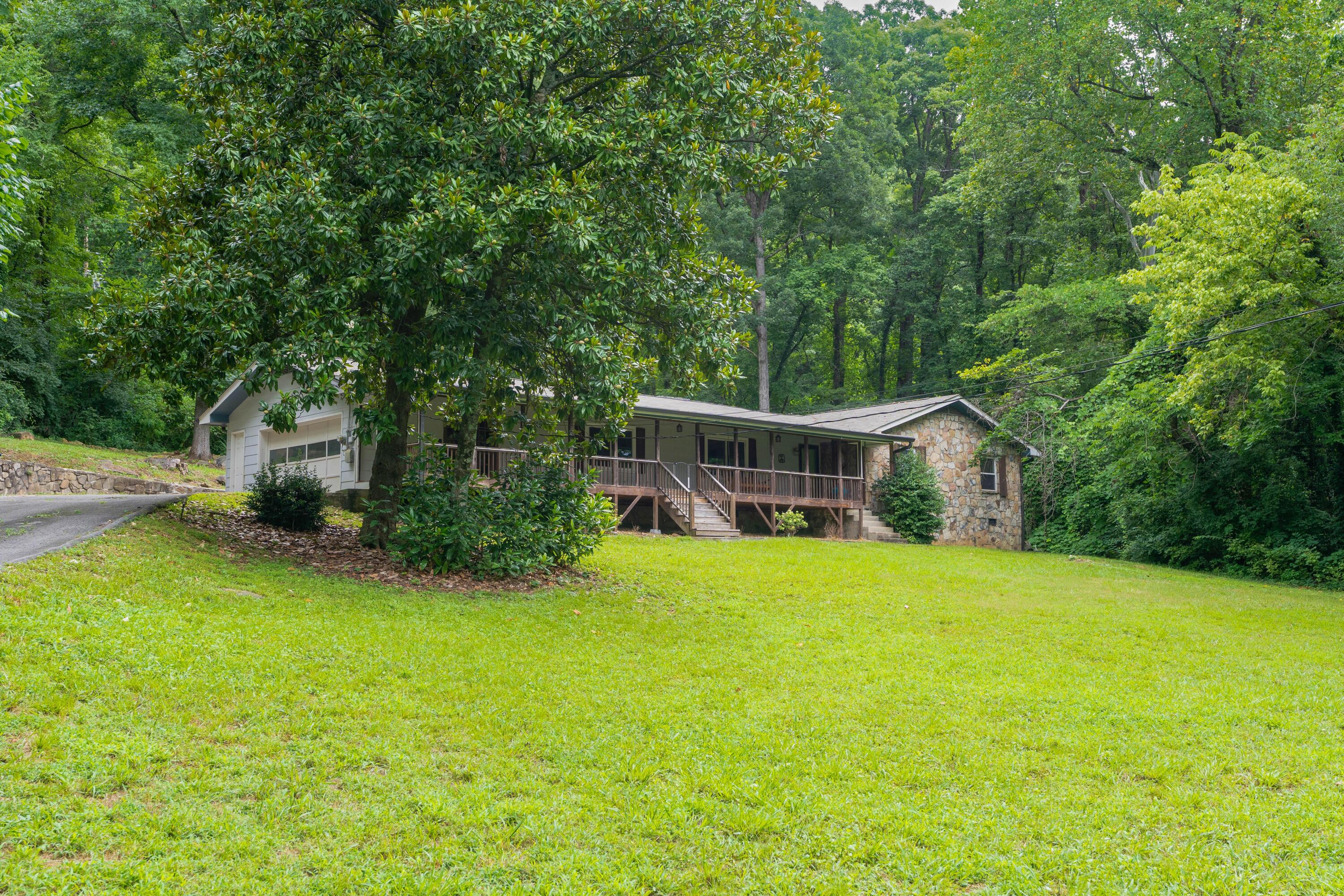 1425 Palisades Road