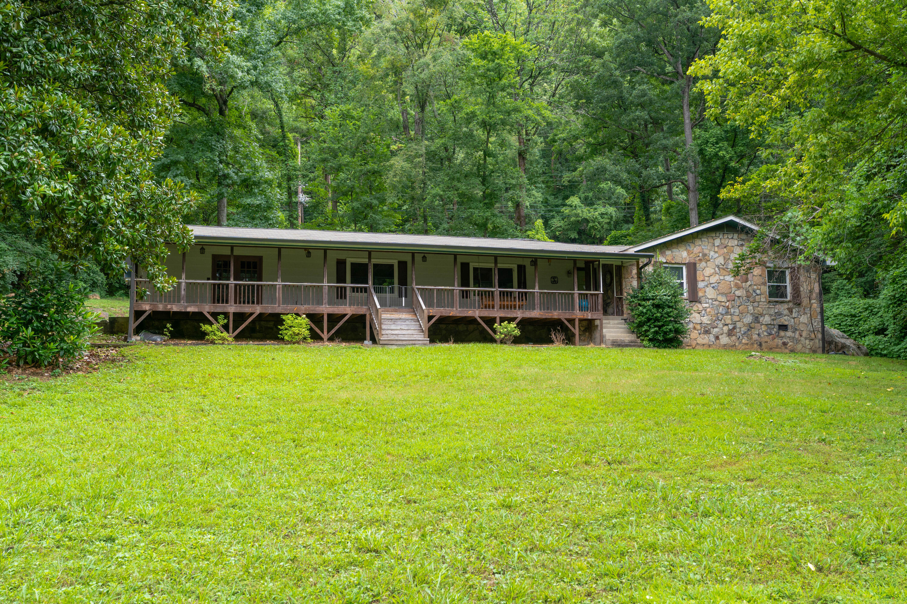 1425 Palisades Road