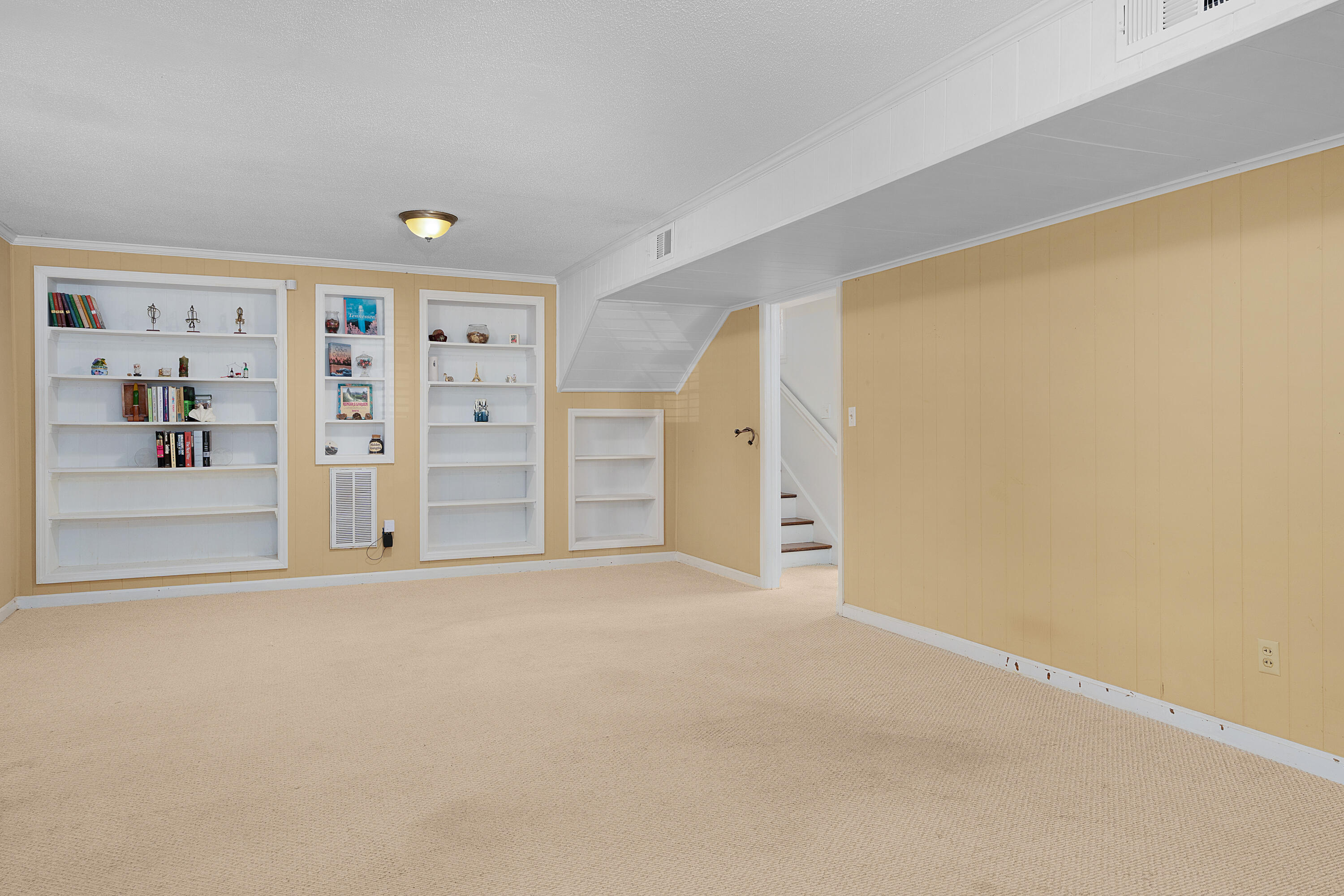 4605 Tarpon Trail