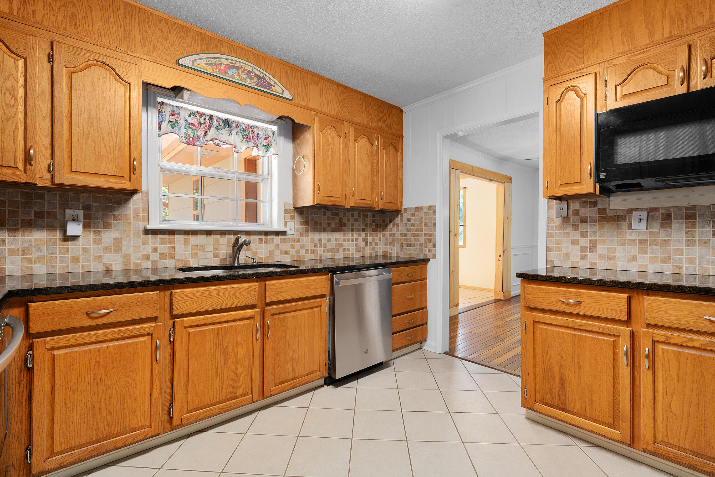 4605 Tarpon Trail