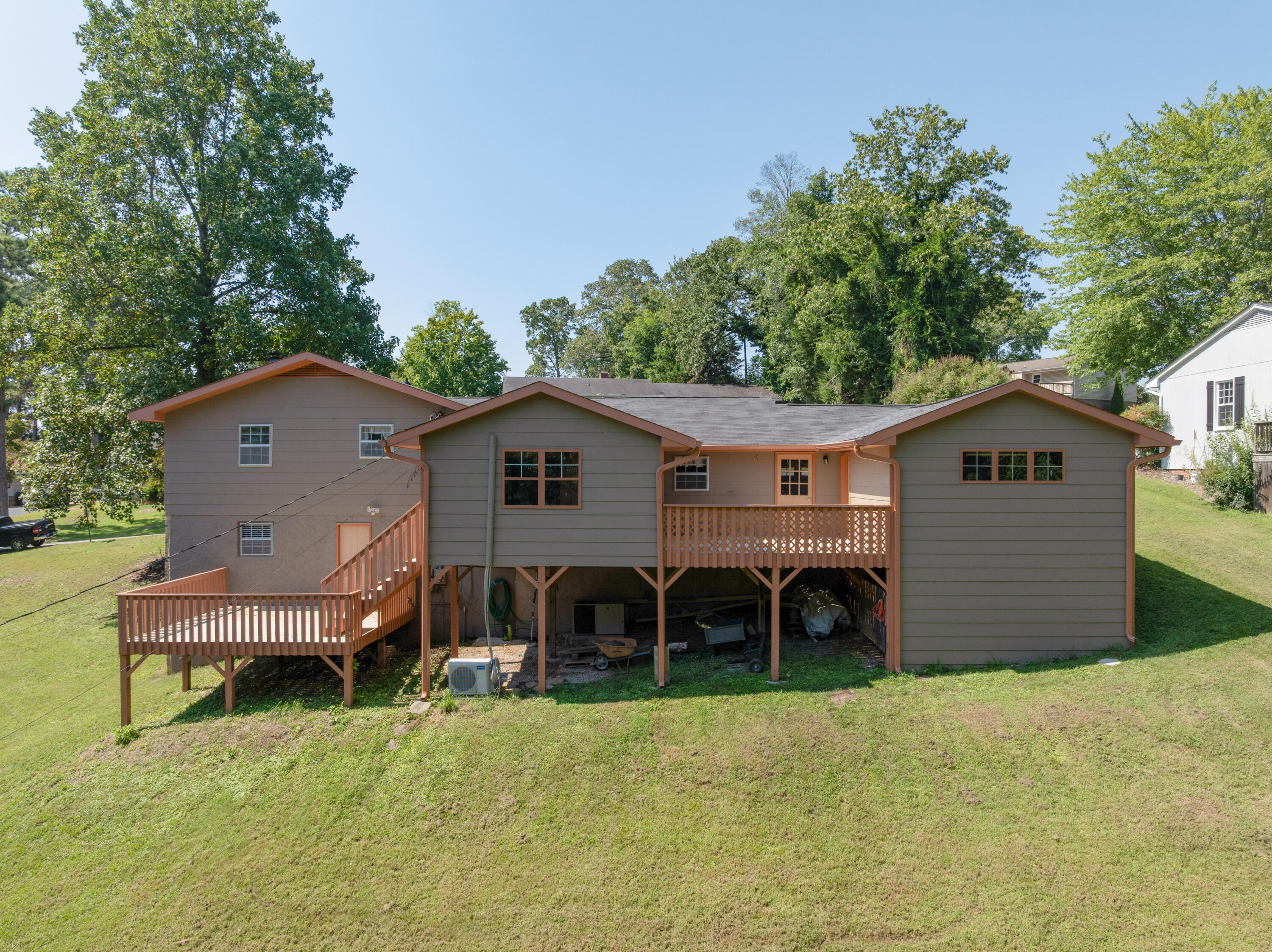 4605 Tarpon Trail
