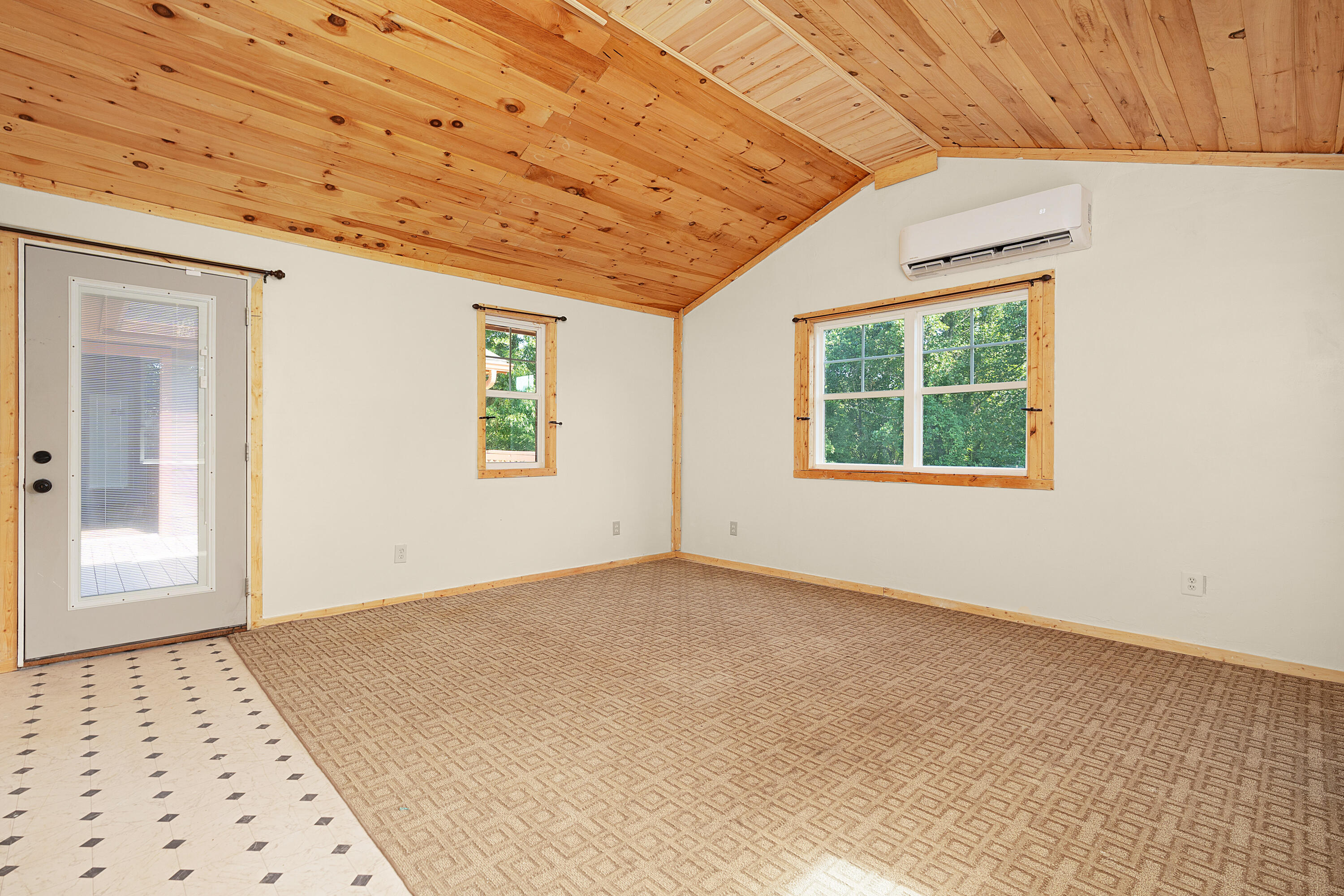 4605 Tarpon Trail