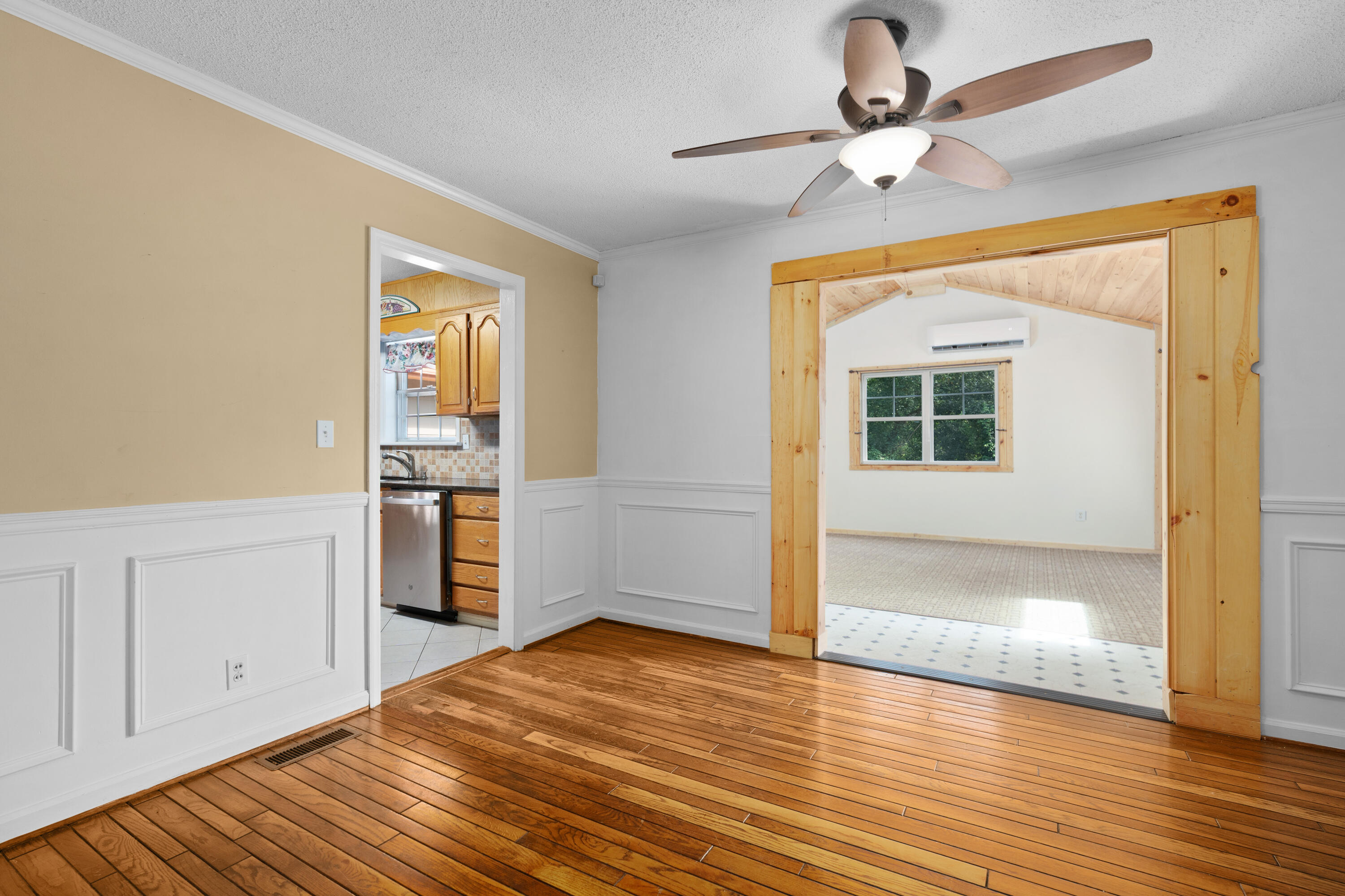 4605 Tarpon Trail