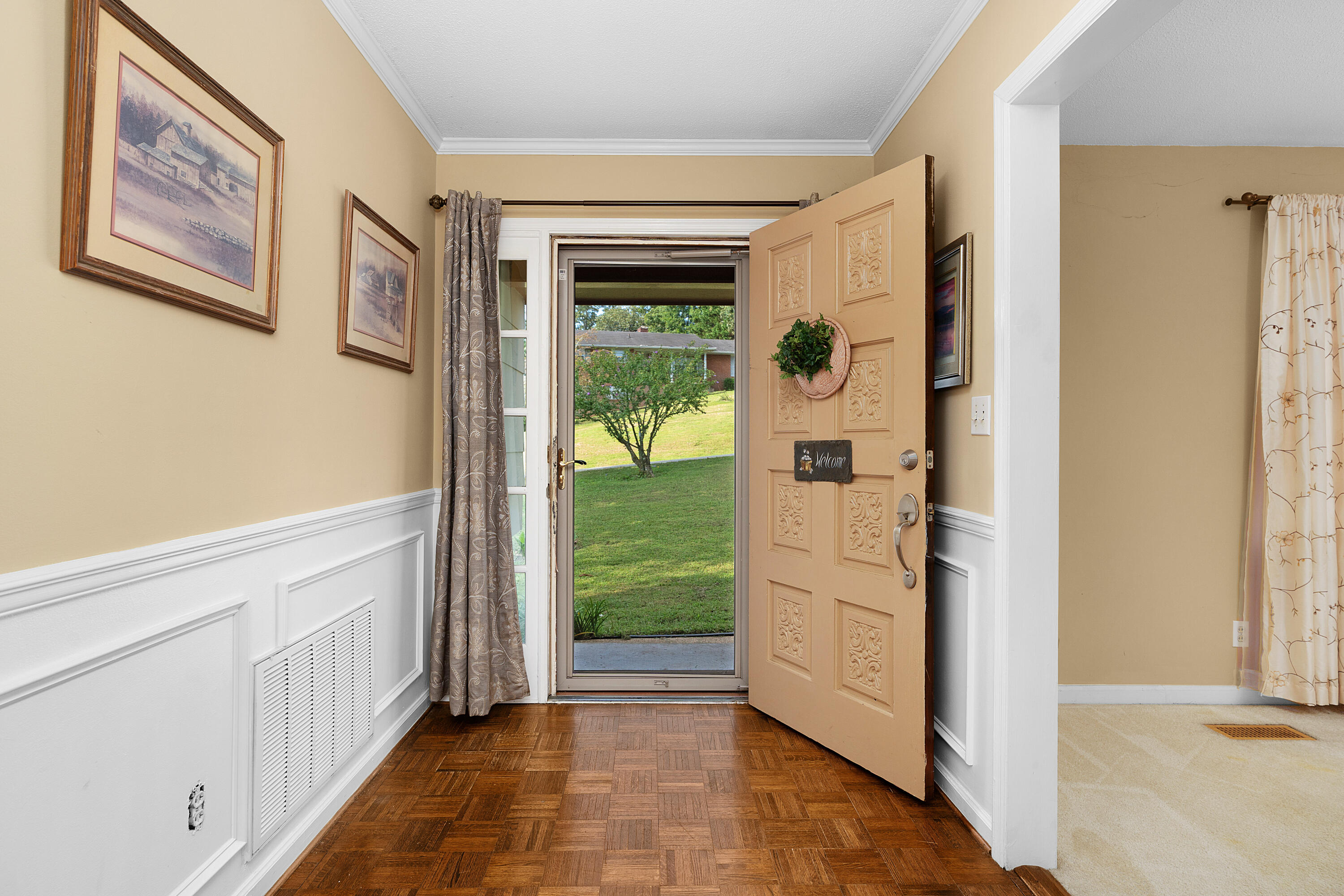 4605 Tarpon Trail