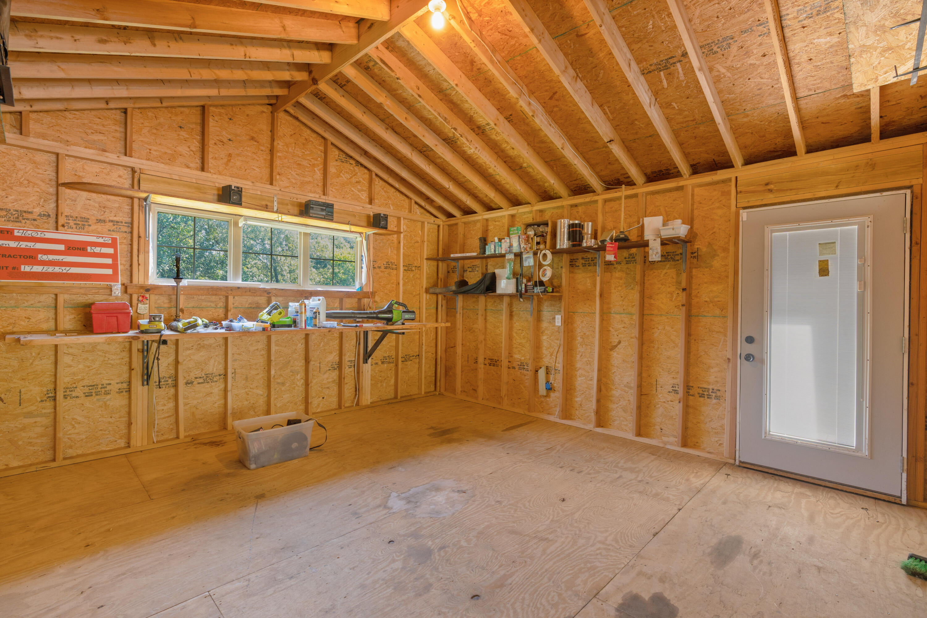 4605 Tarpon Trail
