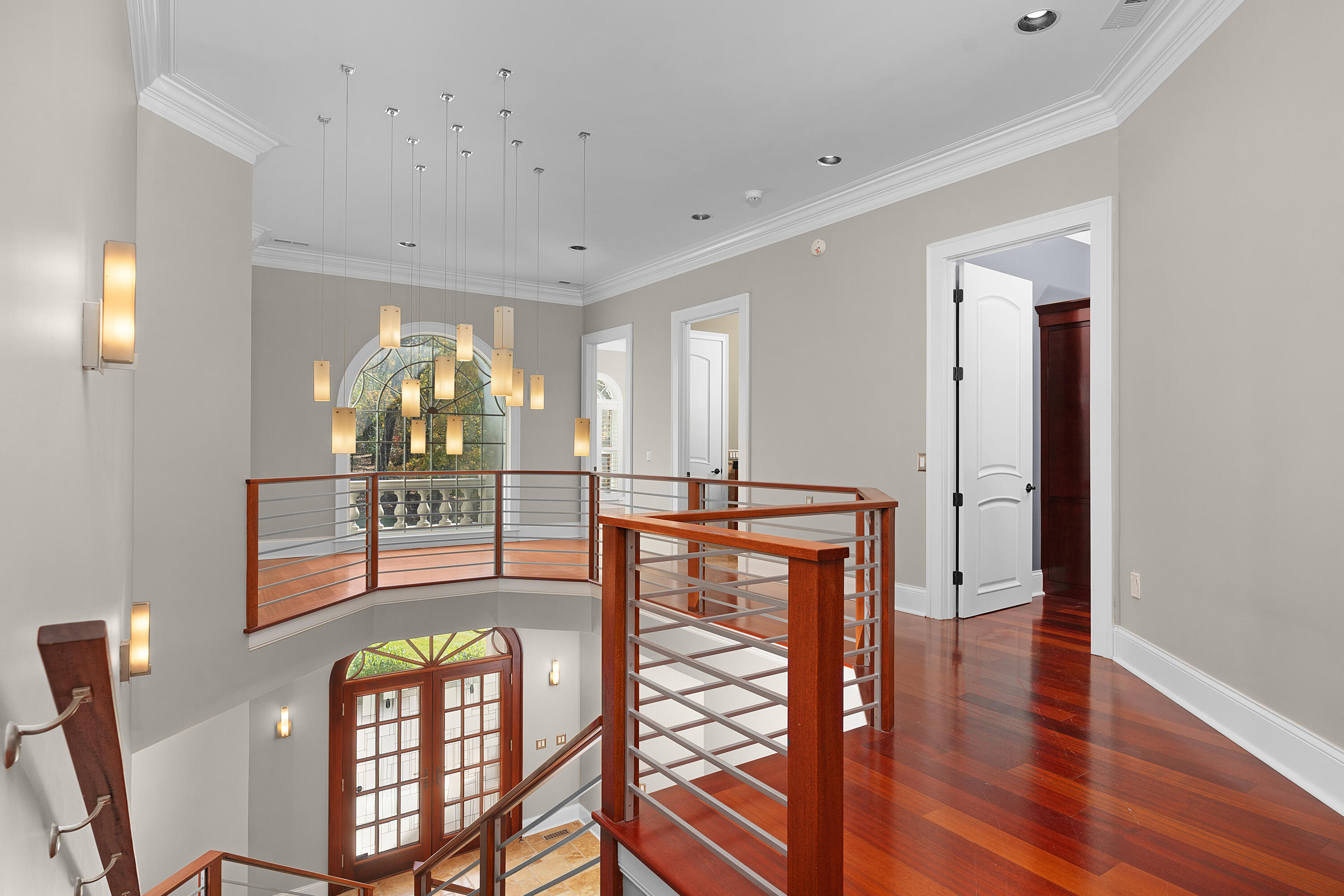 715 Pembridge Circle NW