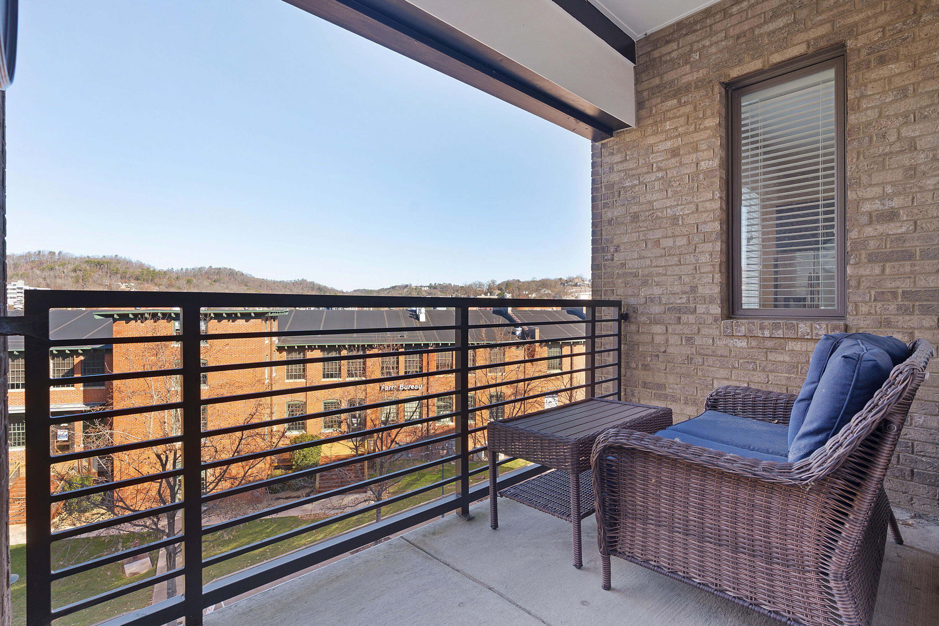 200 Manufacturers Road, Apt 445