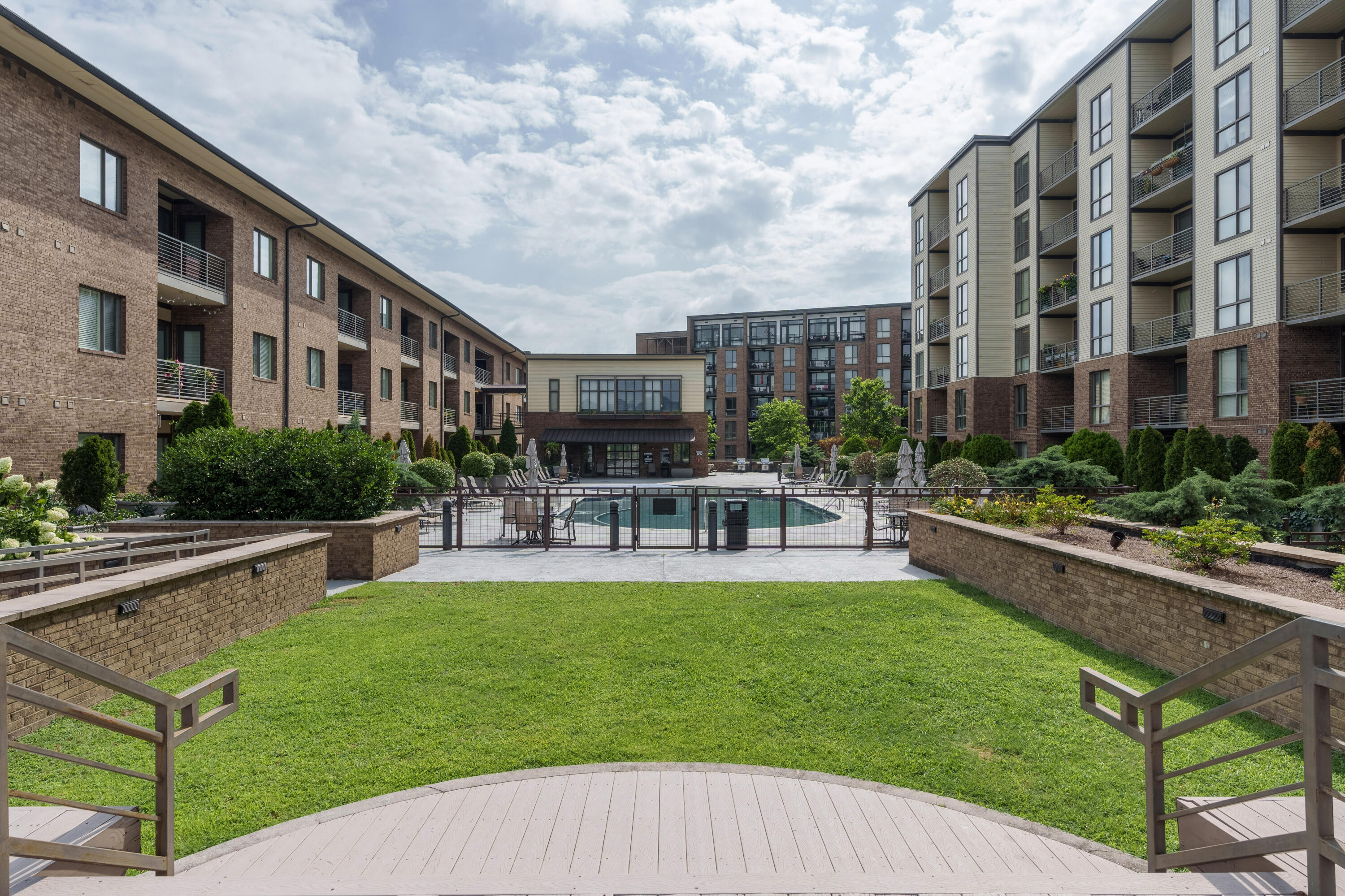 200 Manufacturers Road, Apt 445