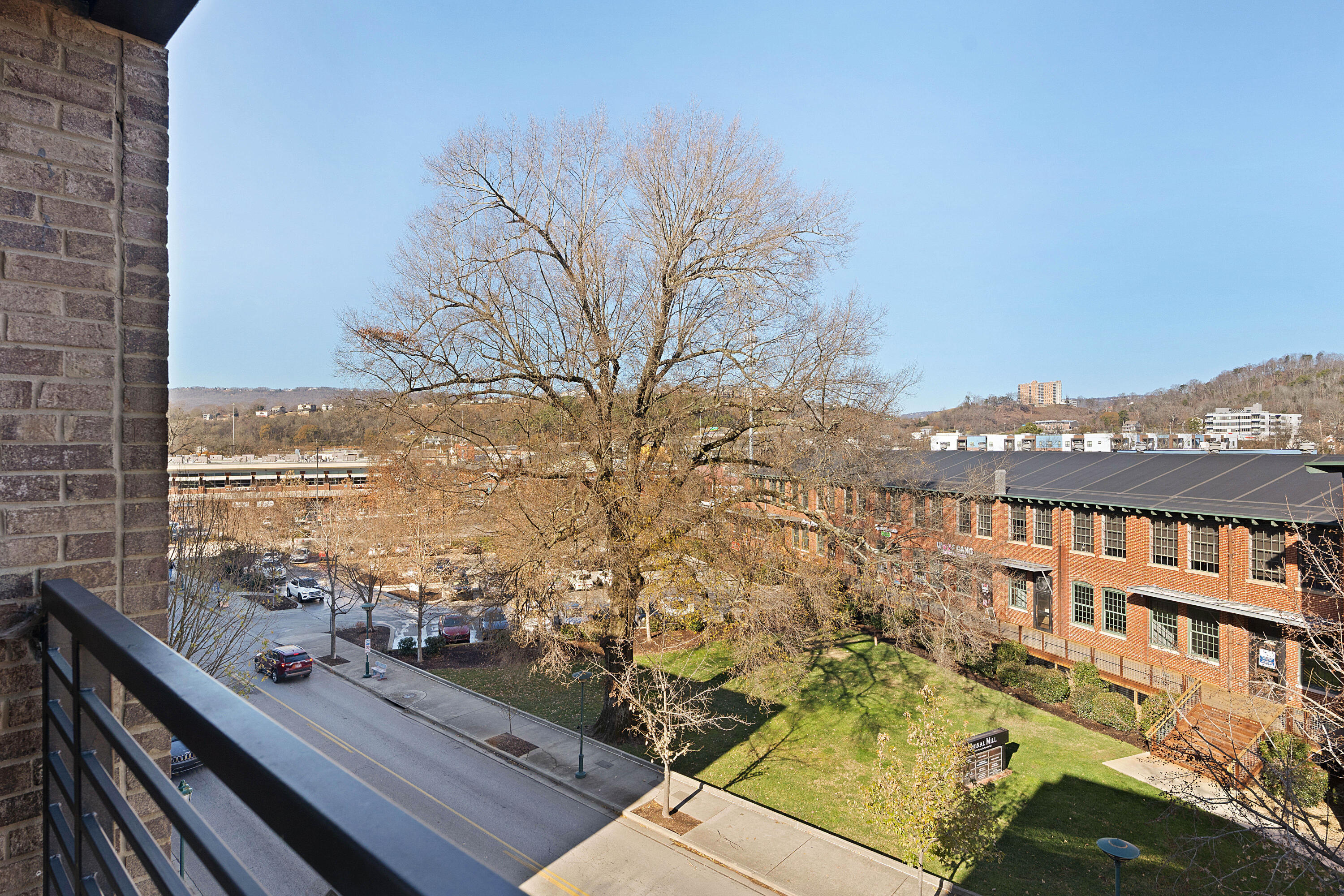 200 Manufacturers Road, Apt 445