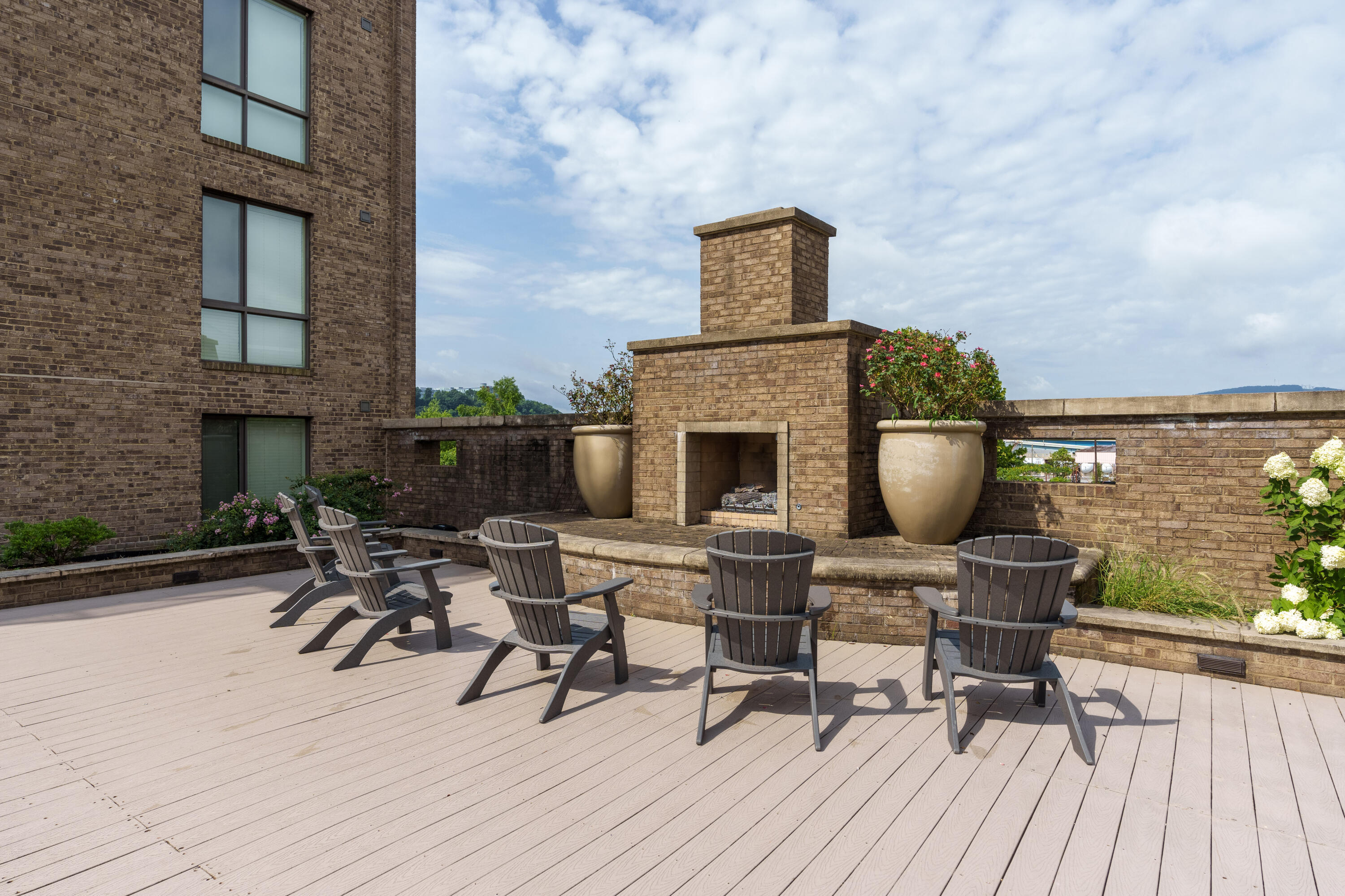 200 Manufacturers Road, Apt 445