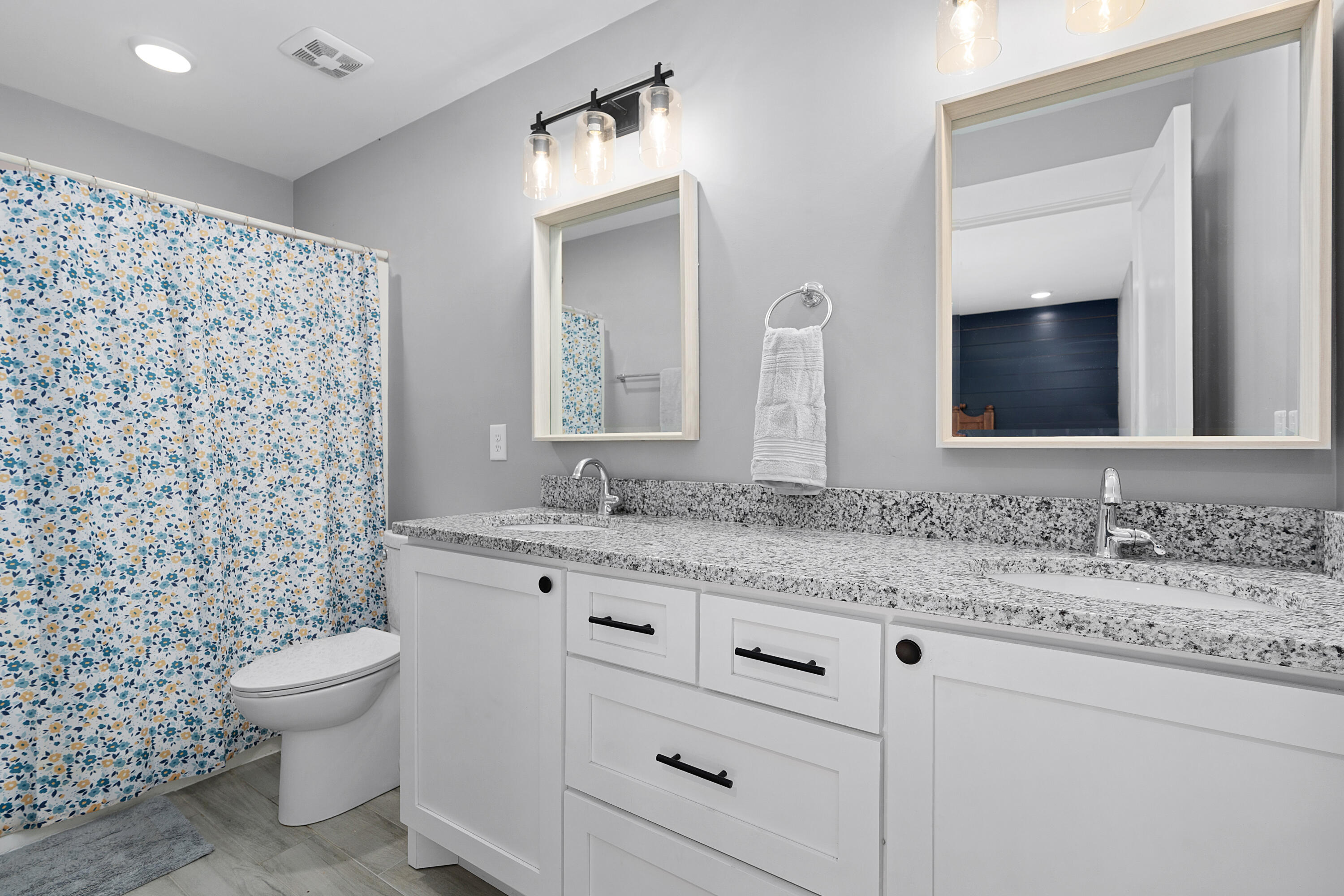 1310 Woodland Cove Place NE