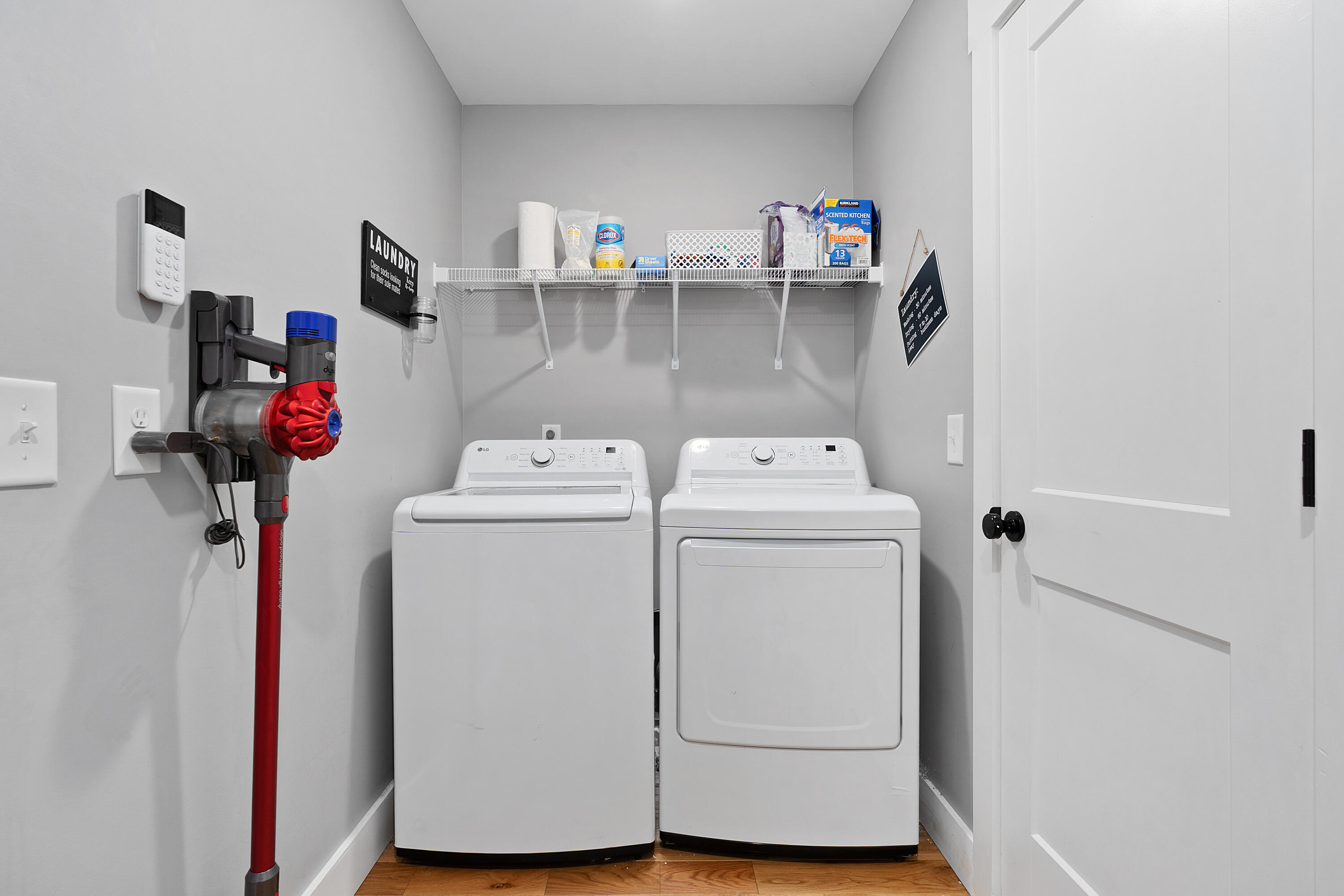 1310 Woodland Cove Place NE