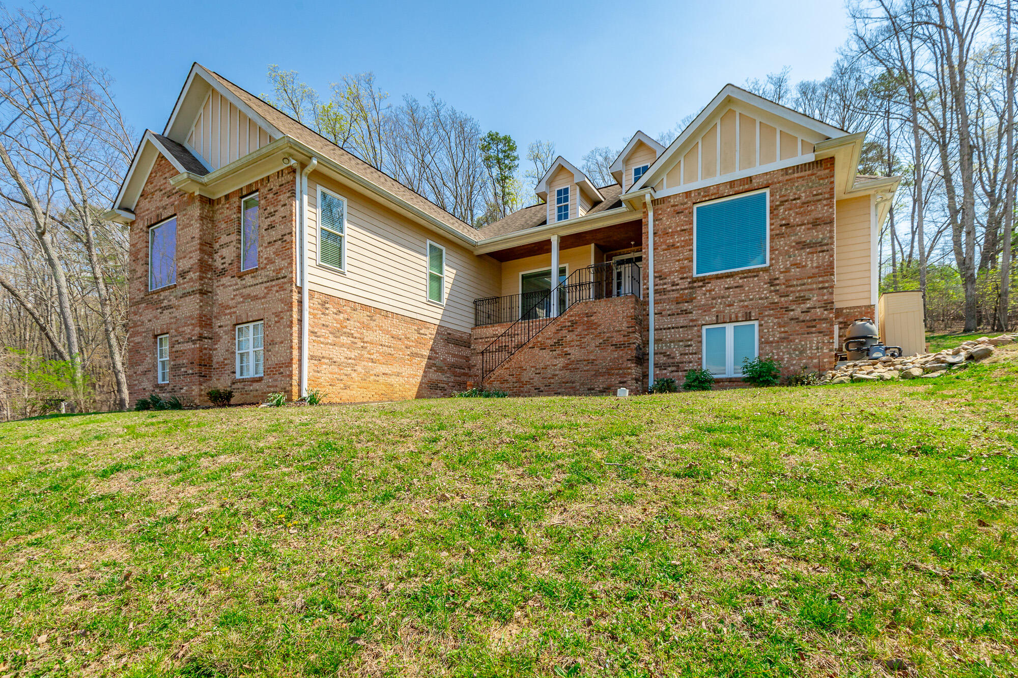 9768 Caseview Drive