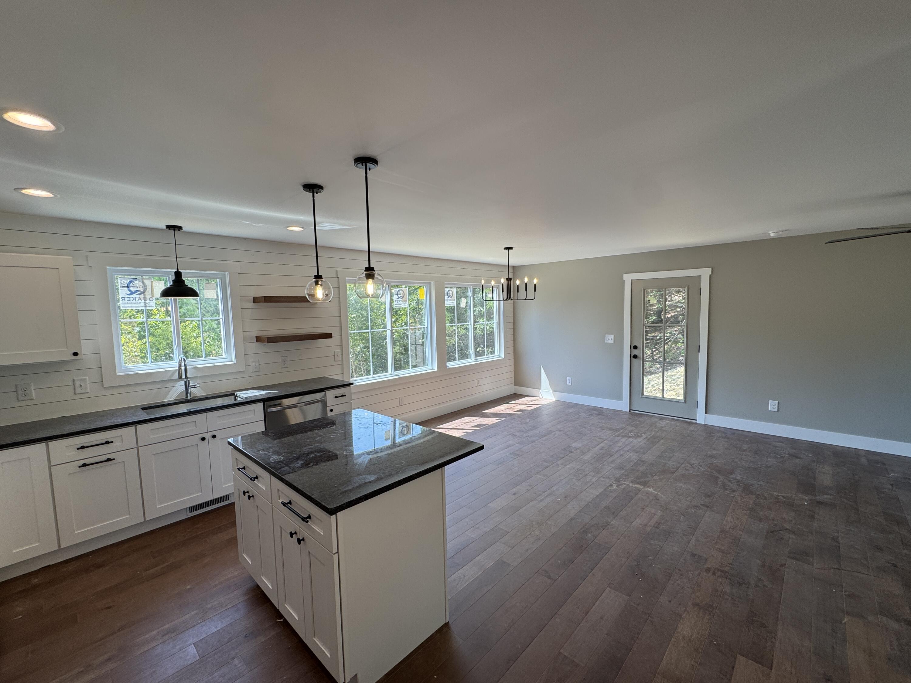 123 Cherokee Ridge Drive
