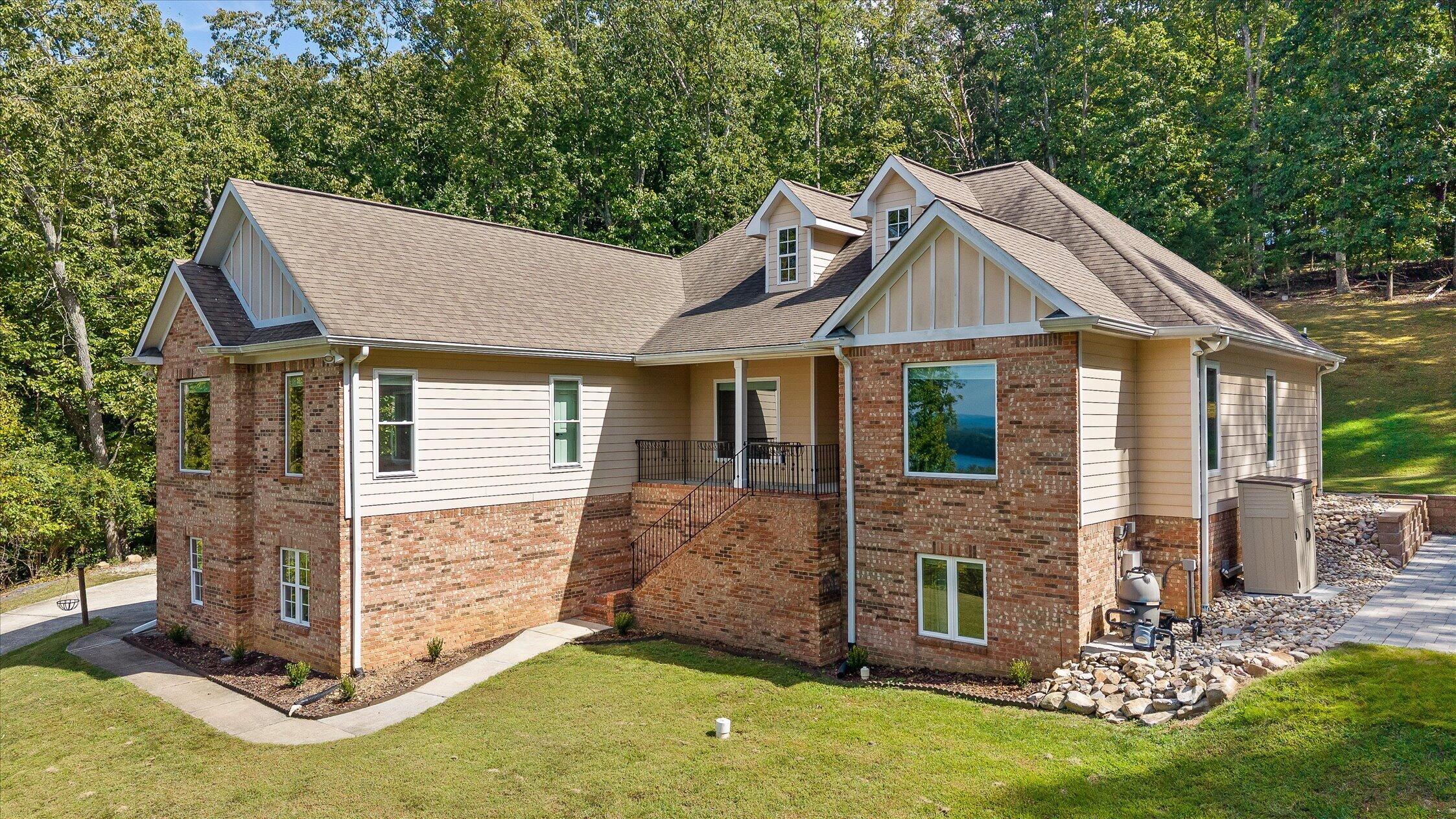 9768 Caseview Drive