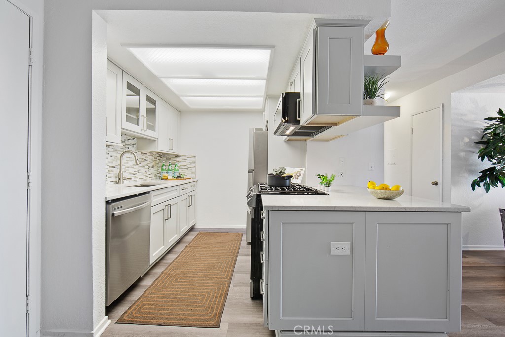 2599 Walnut Avenue 331