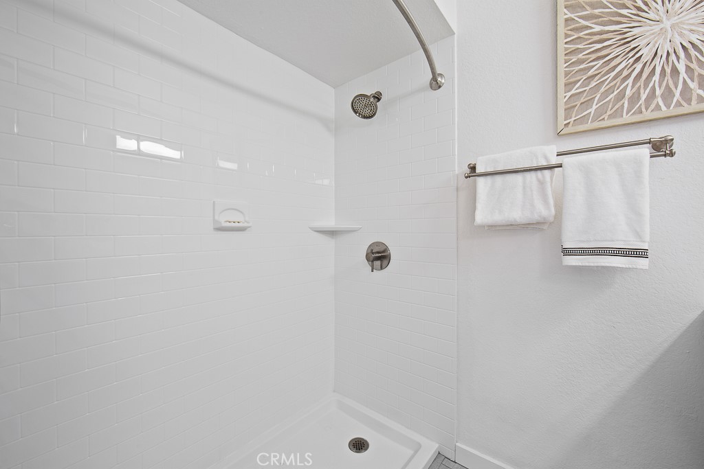 2599 Walnut Avenue 331