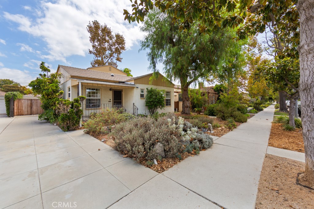 3730 Rose Avenue