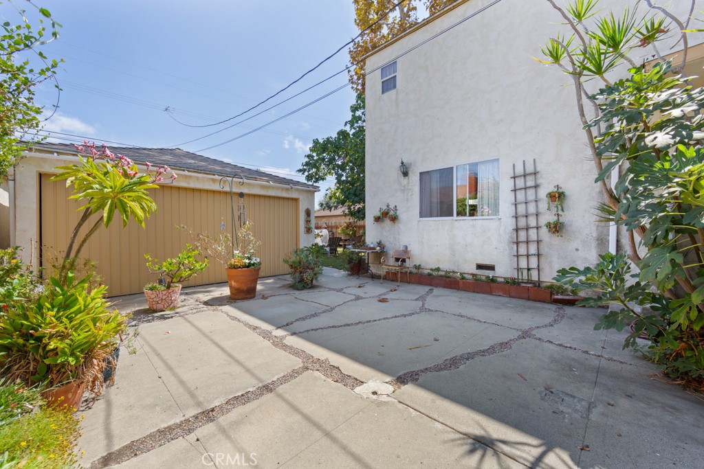 3730 Rose Avenue