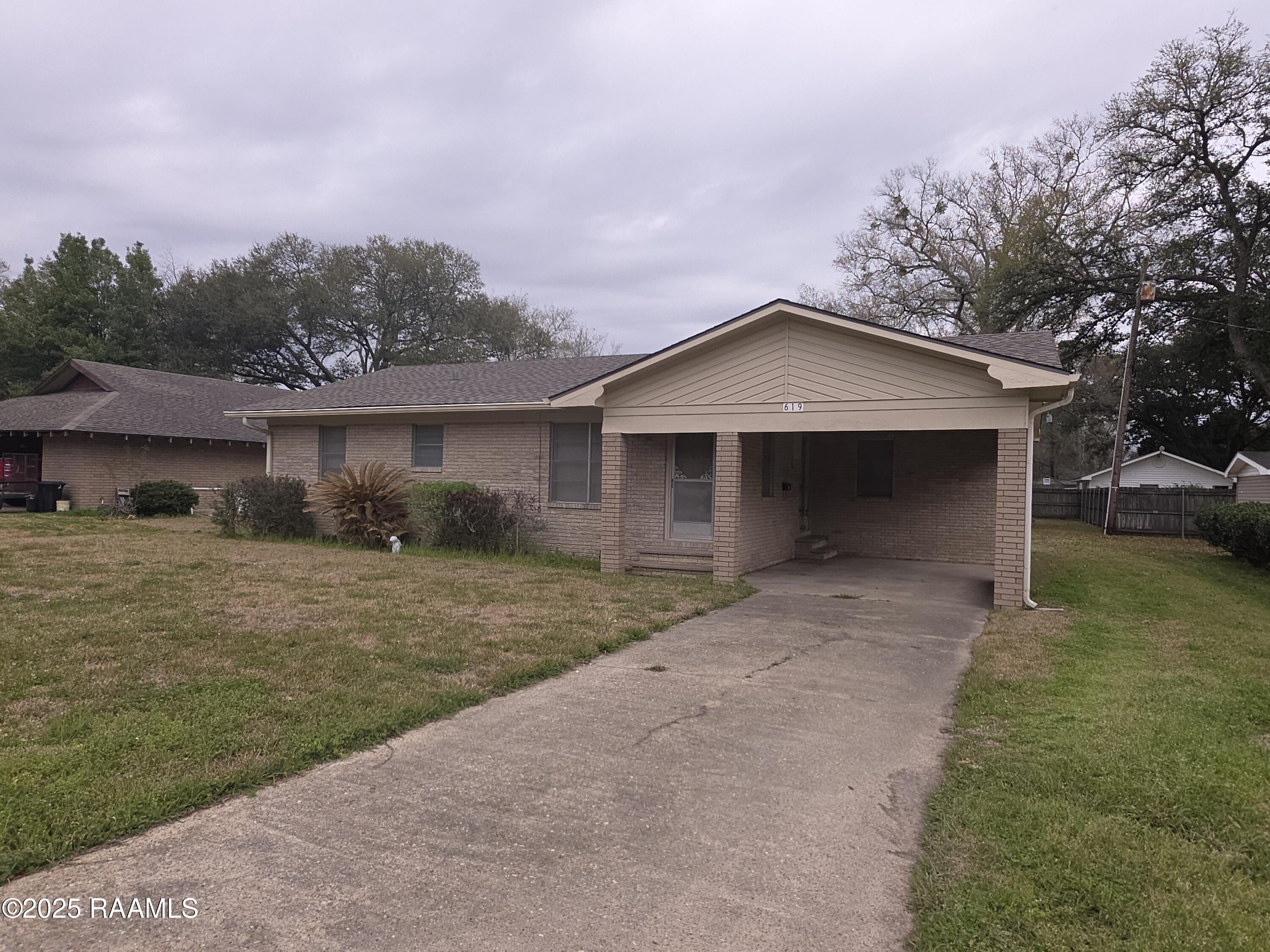 619 Evangeline Street