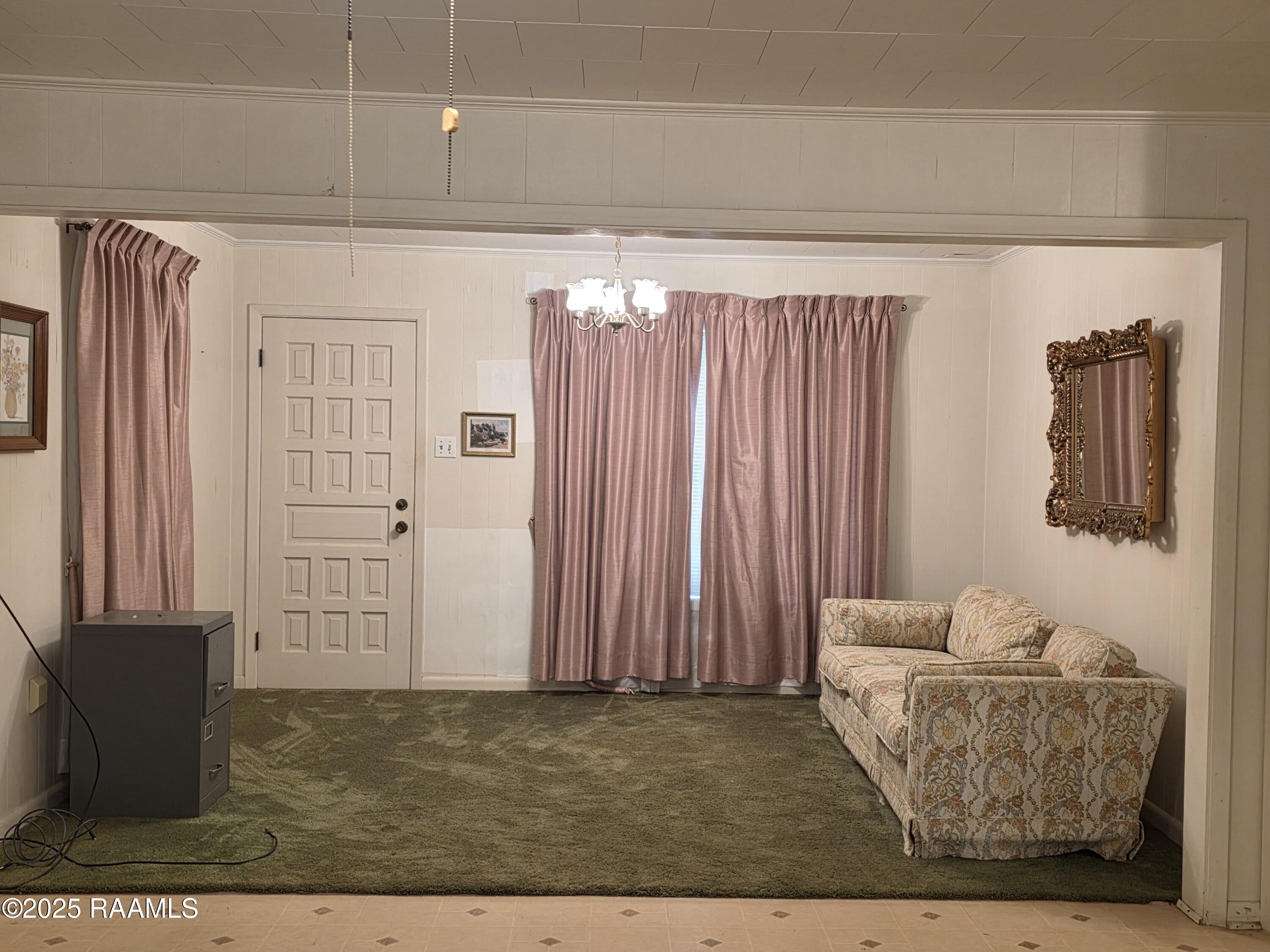 619 Evangeline Street