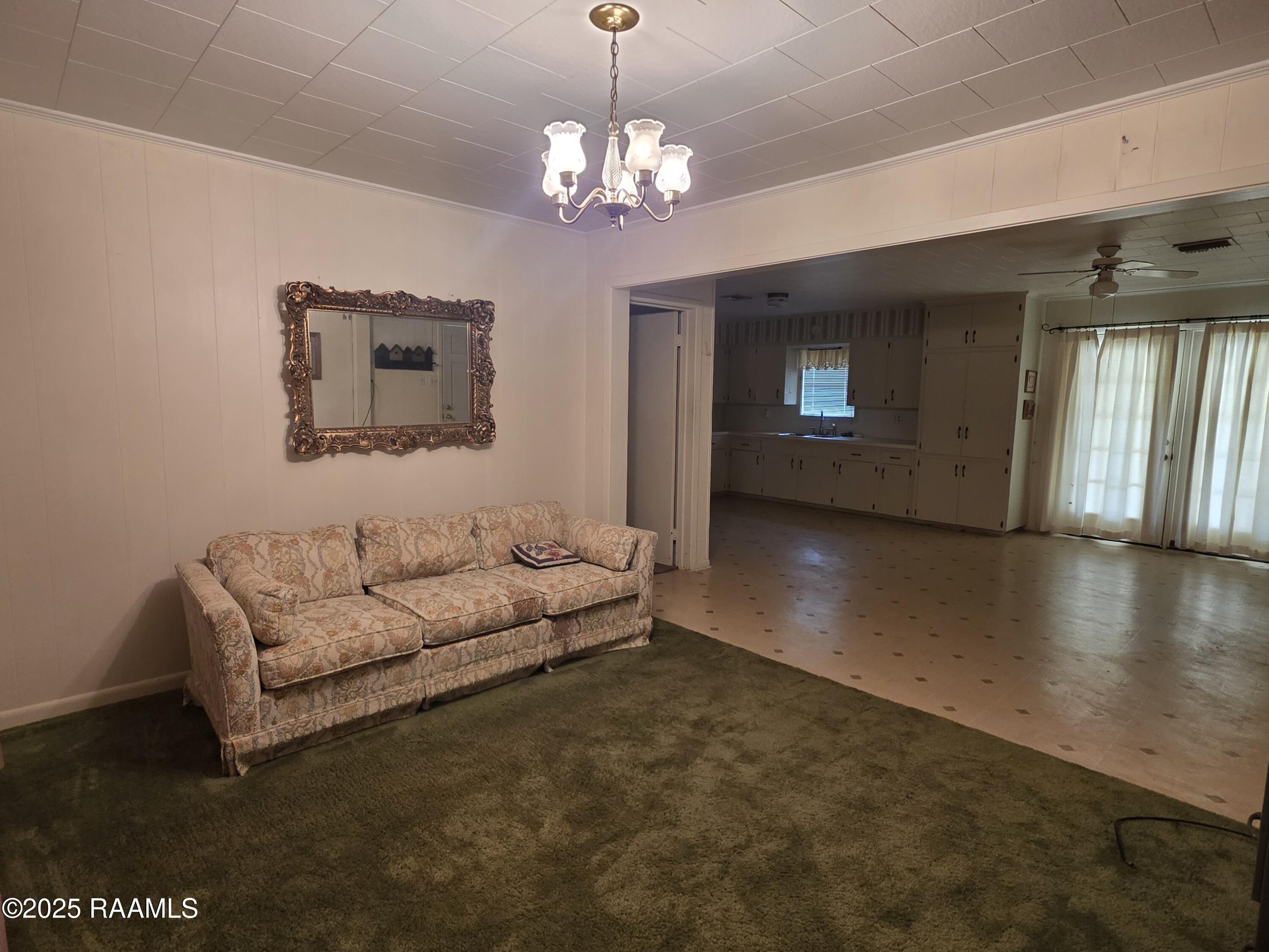 619 Evangeline Street