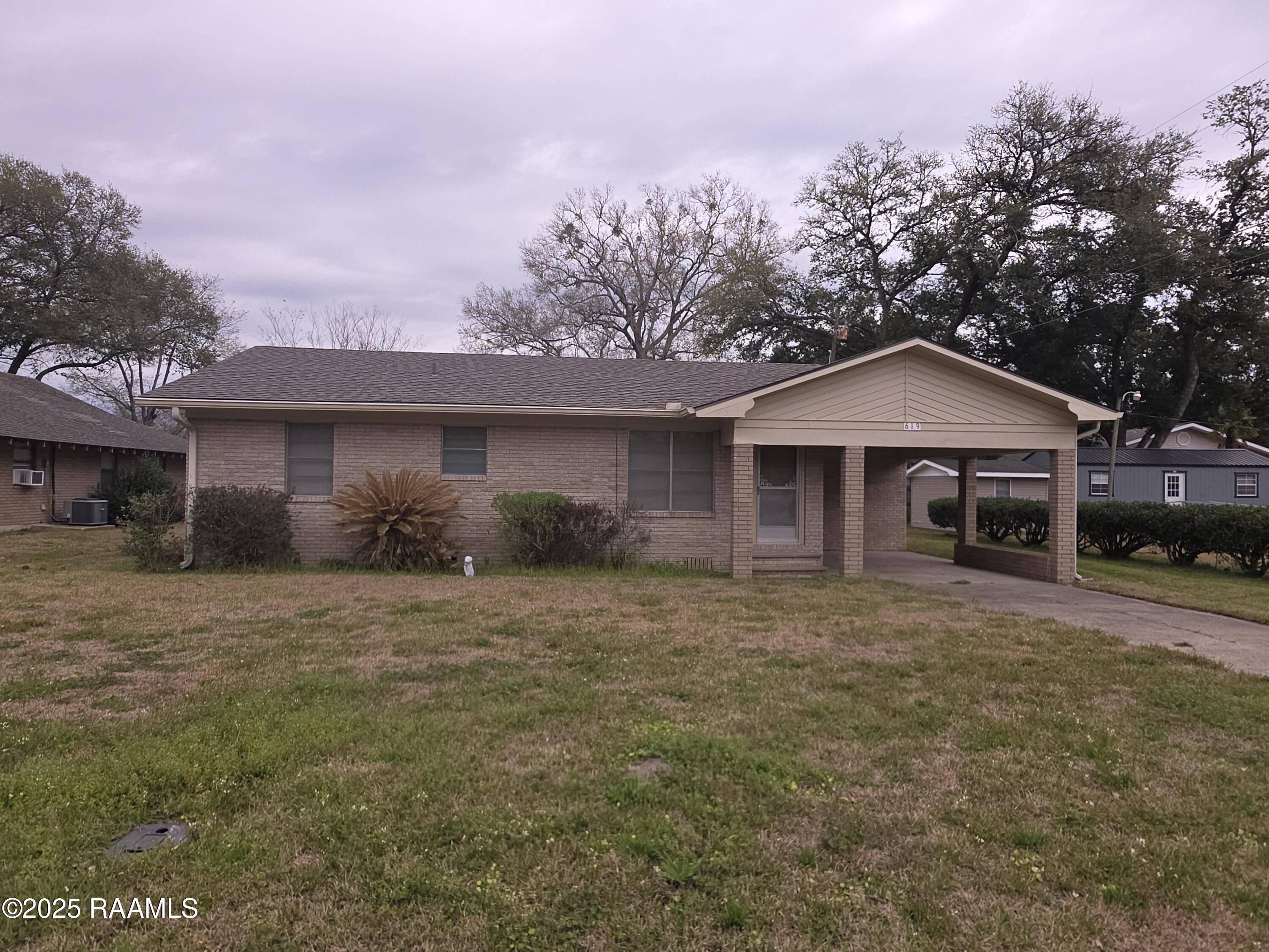 619 Evangeline Street
