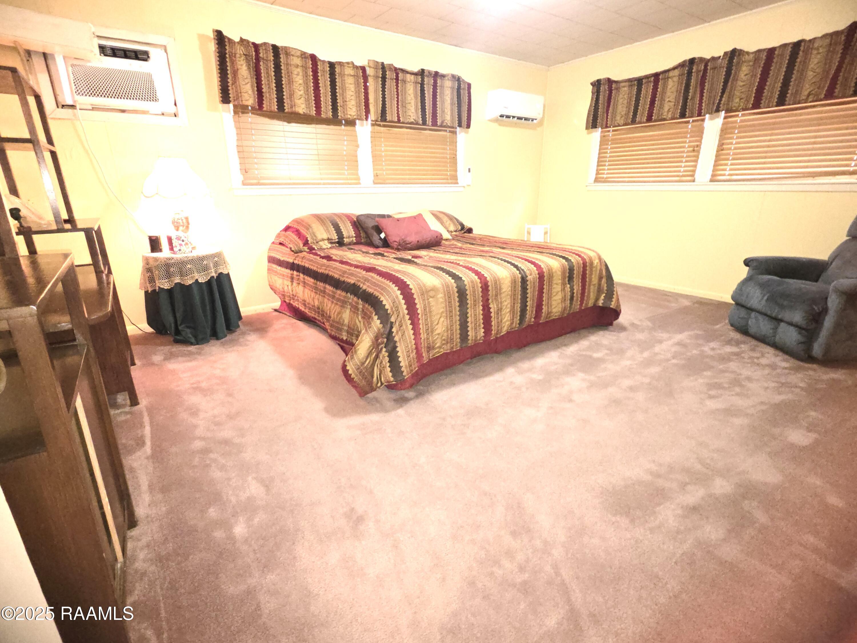 1301 Poinciana Avenue