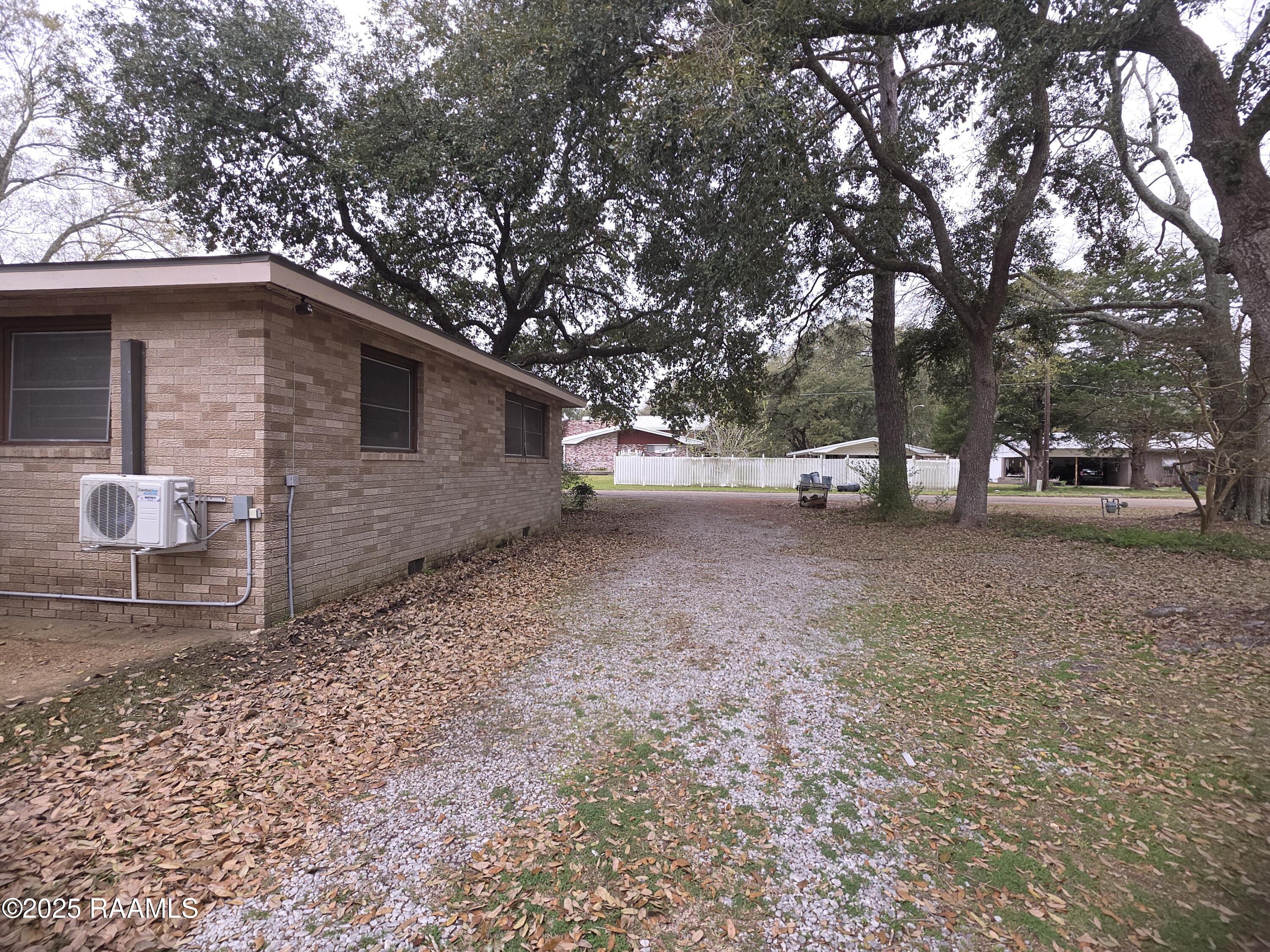 1301 Poinciana Avenue