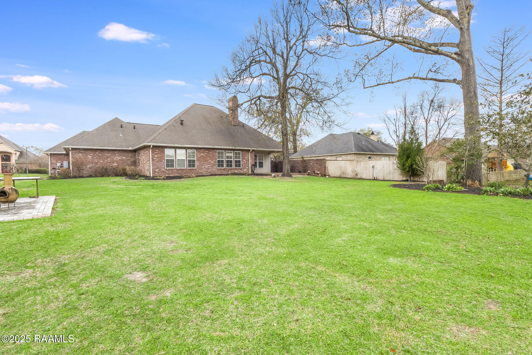 2459 Lakewood Drive