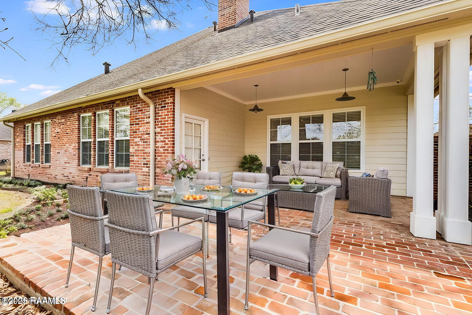2459 Lakewood Drive