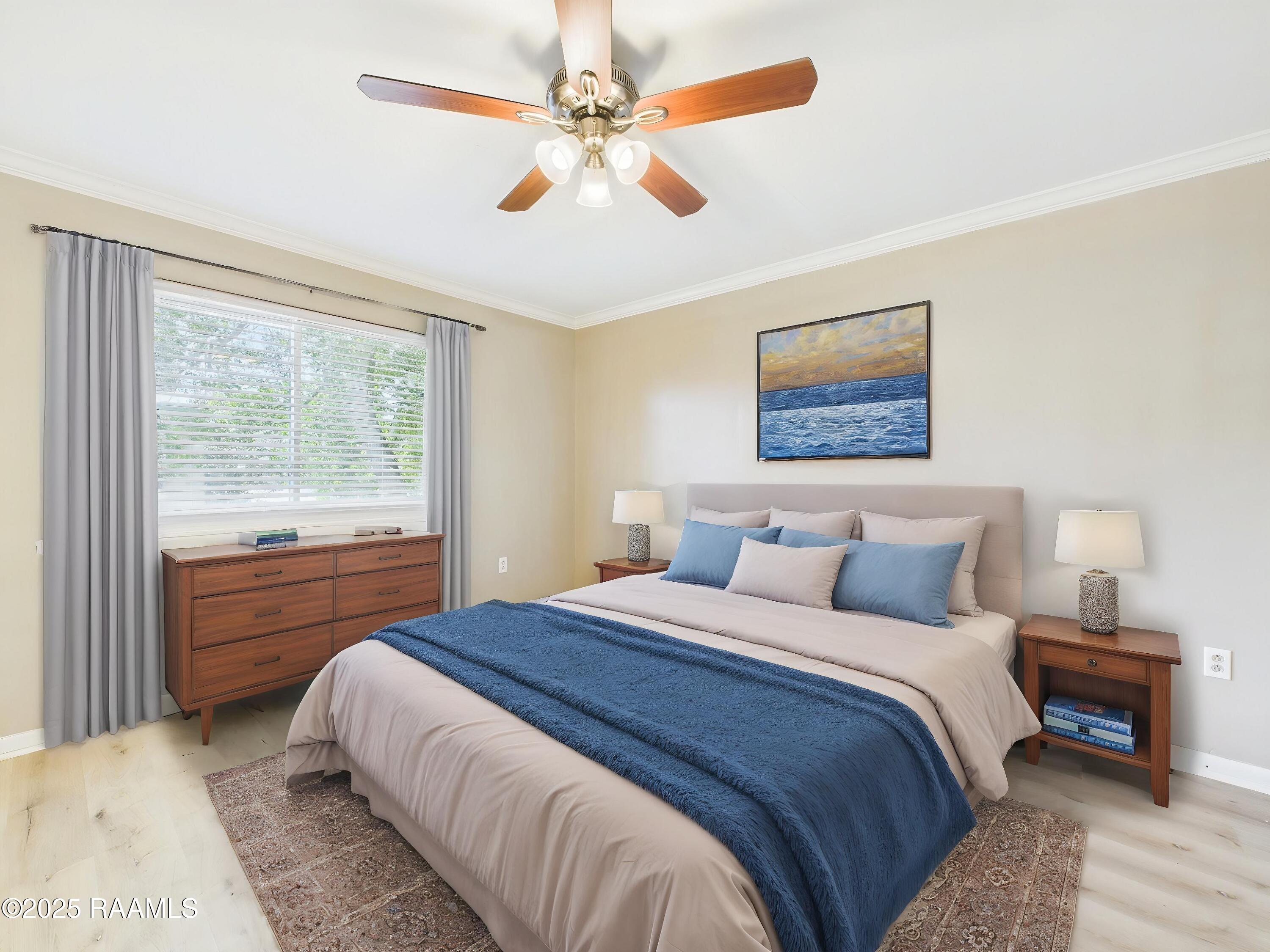 201 S College Drive # 201