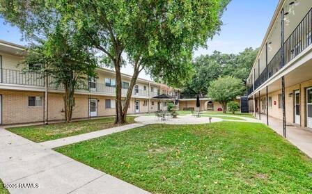 201 S College Drive # 201