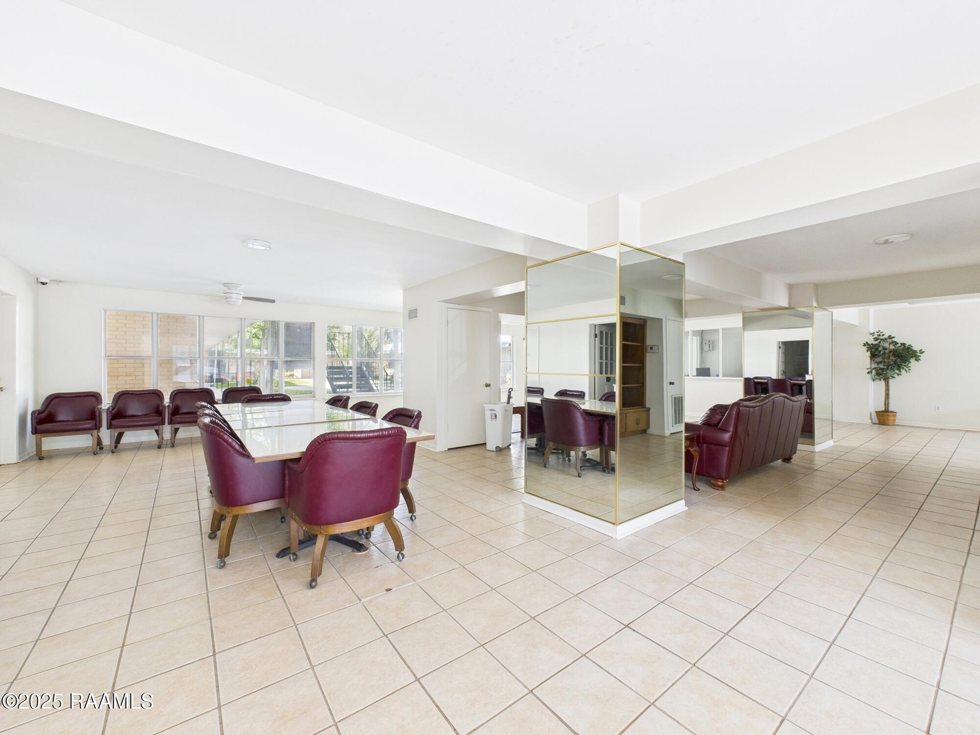 201 S College Drive # 201