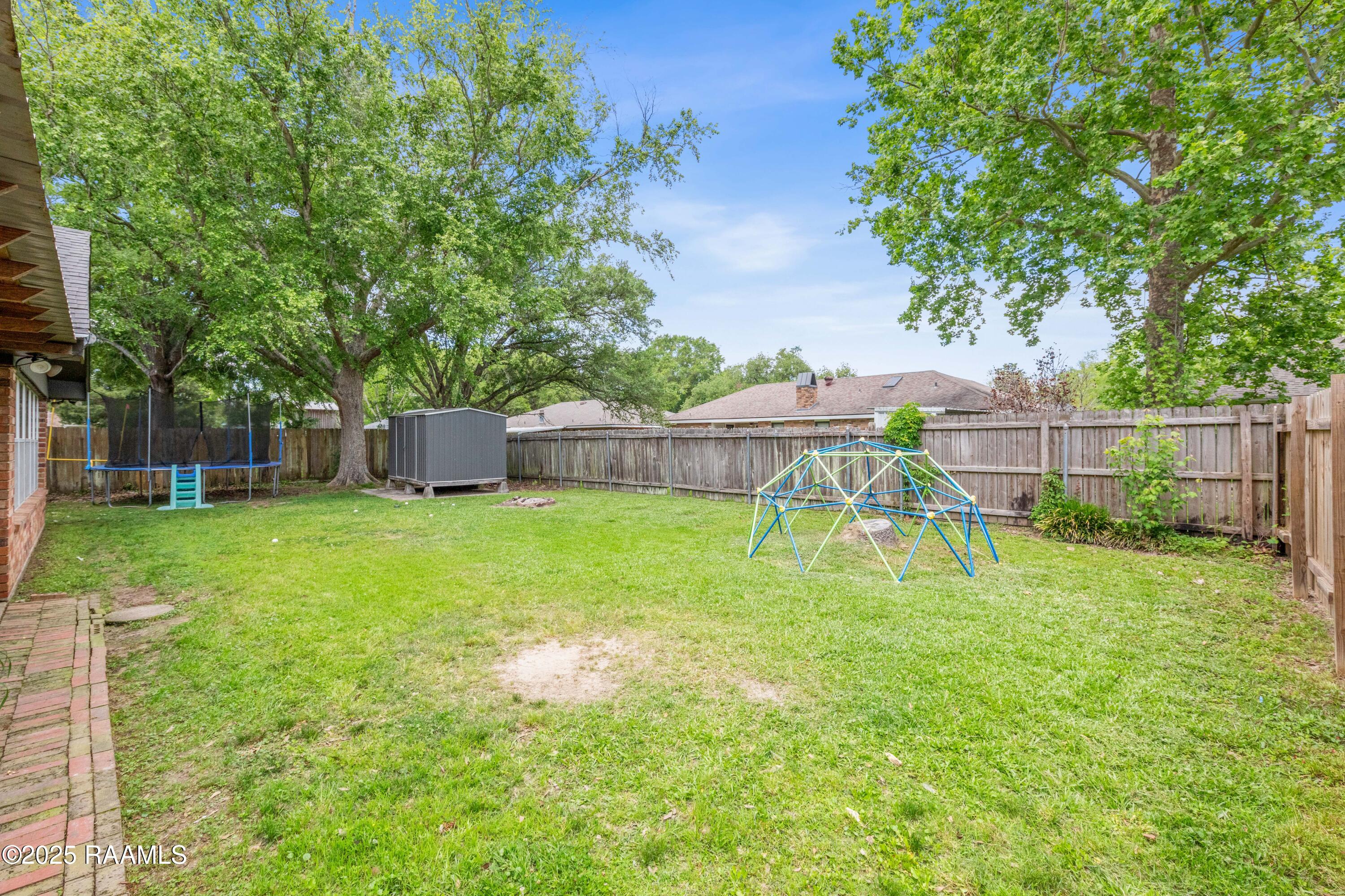 128 Bickerton Drive