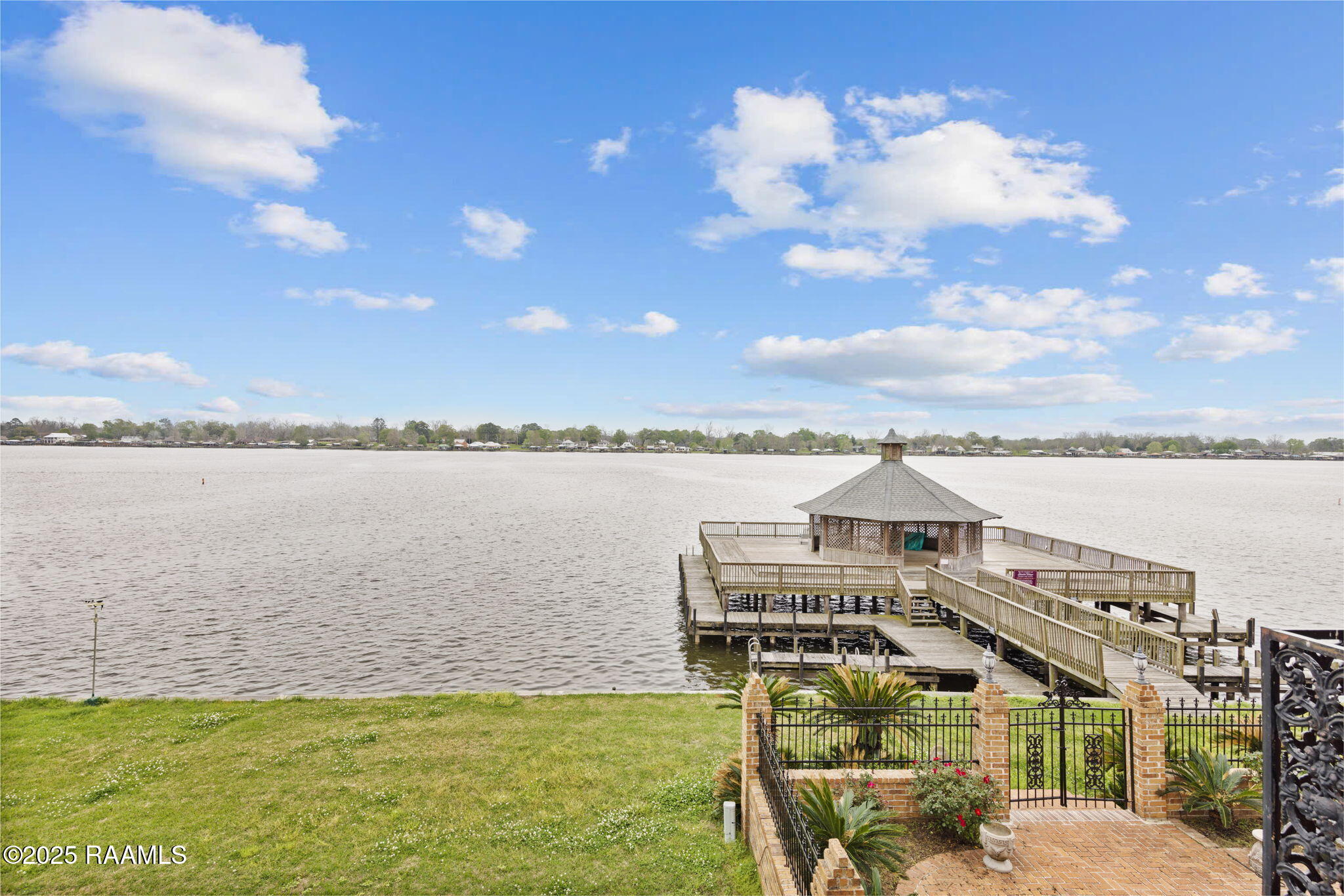 2215 False River Drive # 5